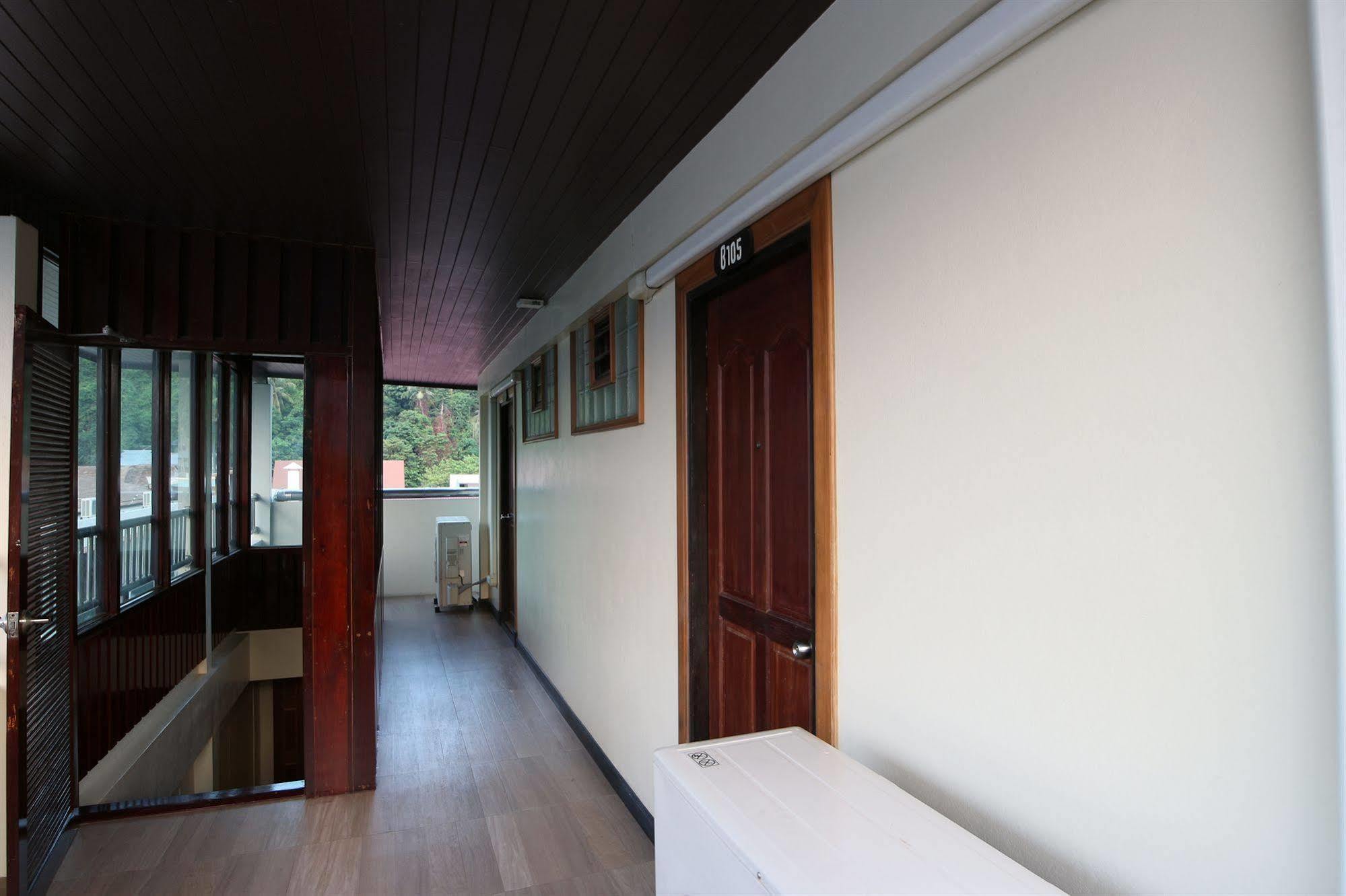 Jj Hotel 3*