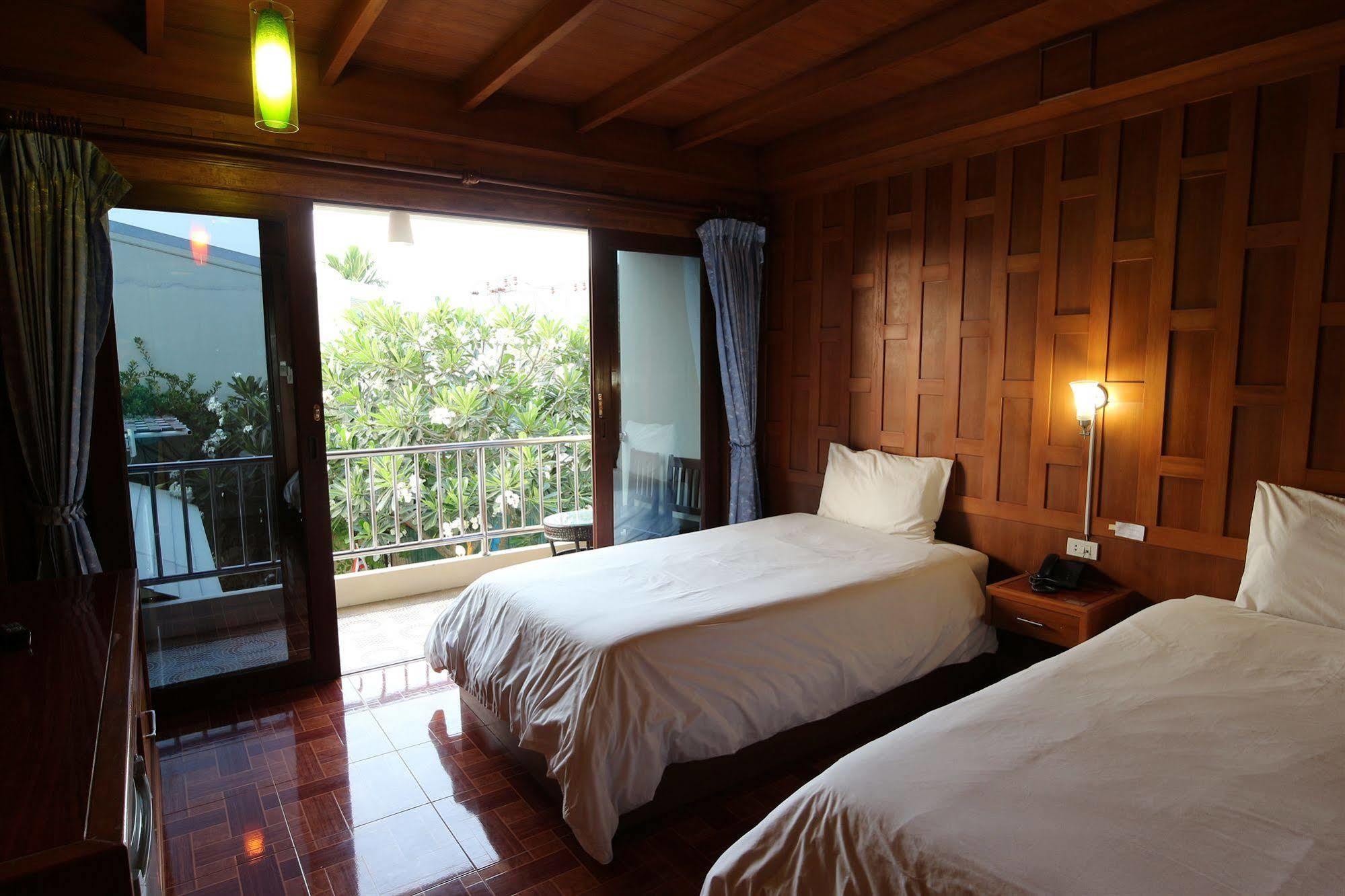 Hotel Jj 3*