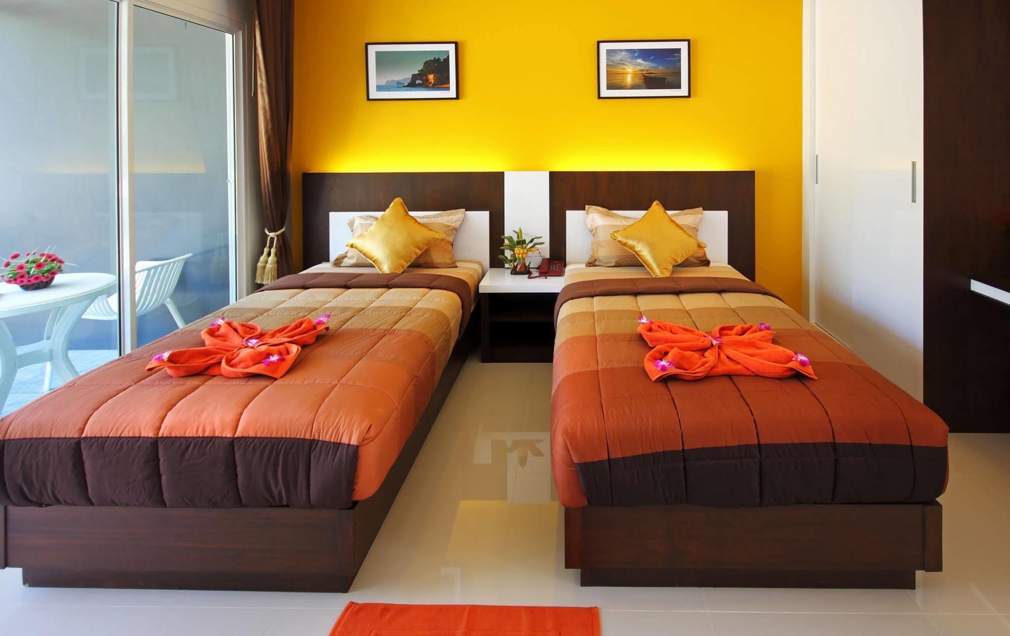 Resort Gypsy Sea View Resort- Island Phi Phi Don