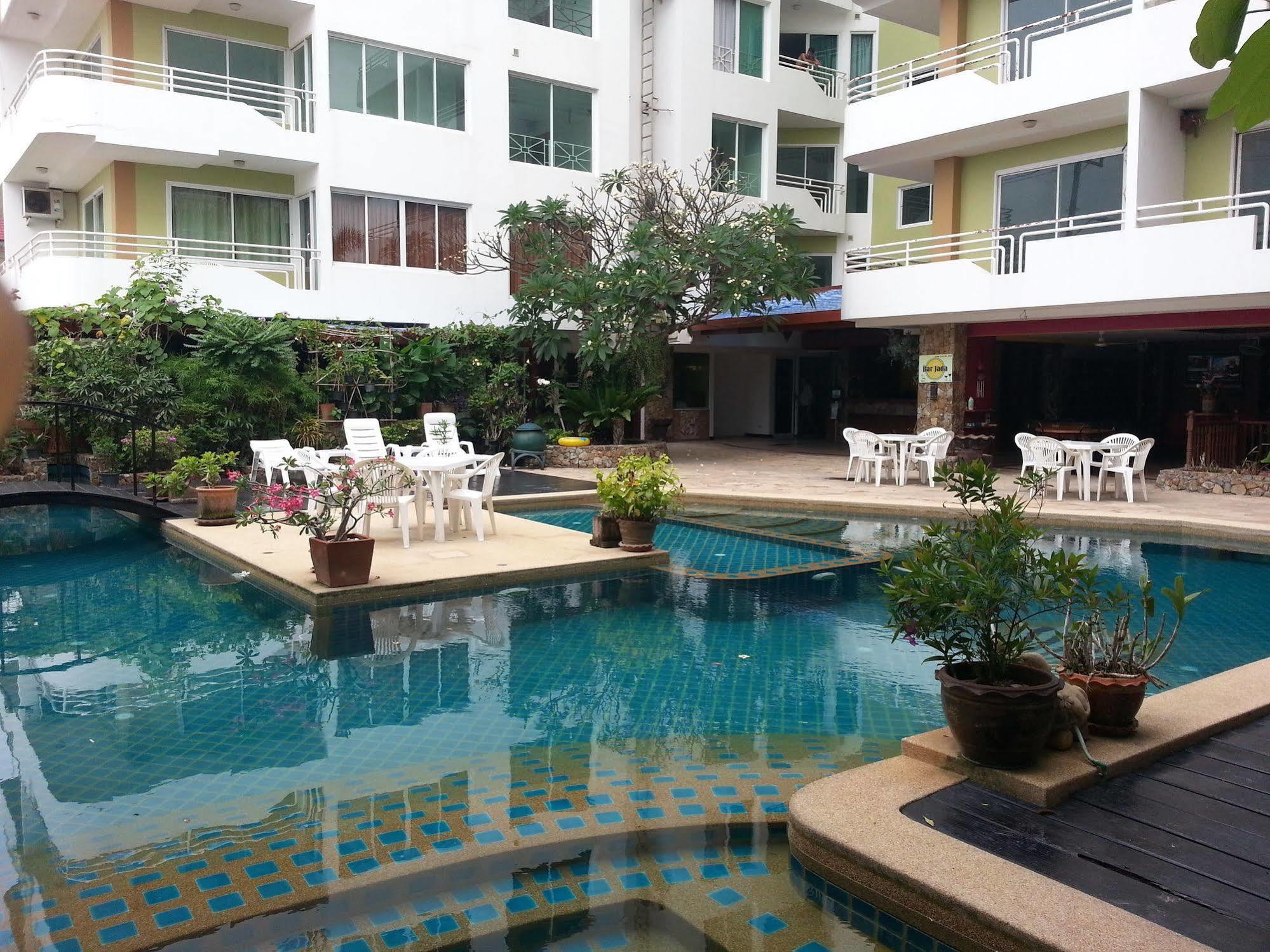 Daisy Hotel
