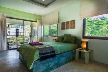 Charu Bay *