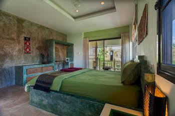 Charu Bay Villa