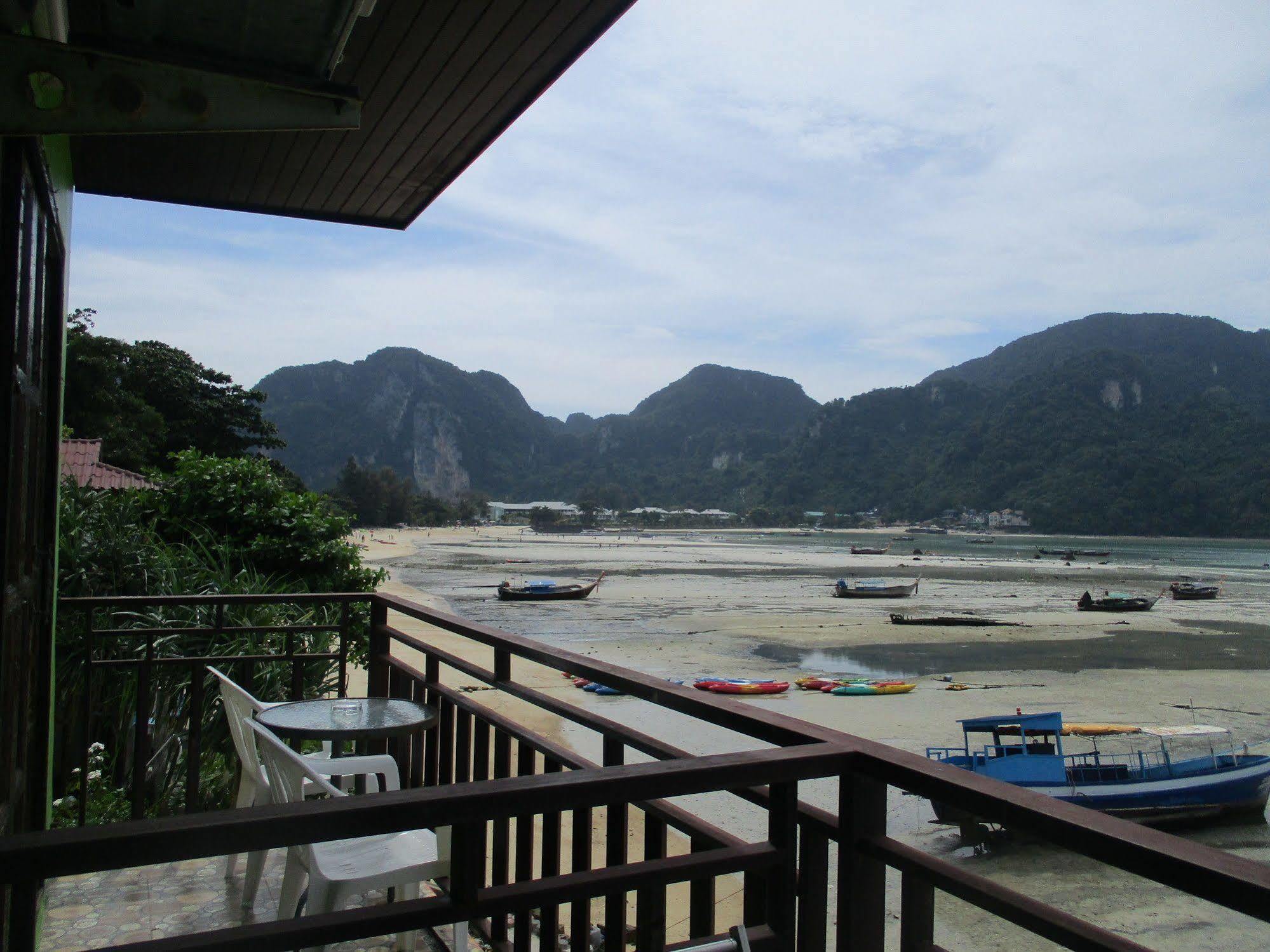 Hotel Phi Phi Green House