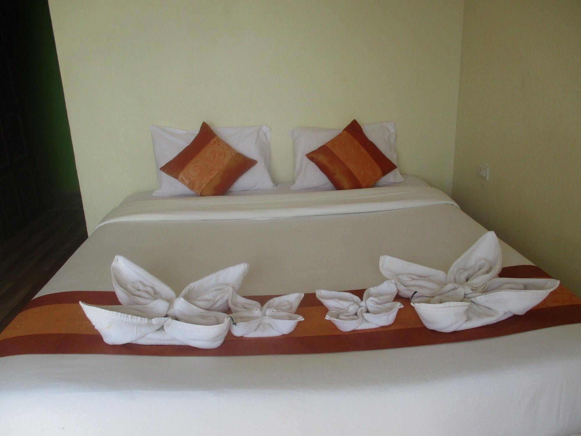 Hotel Phi Phi Green House 2*