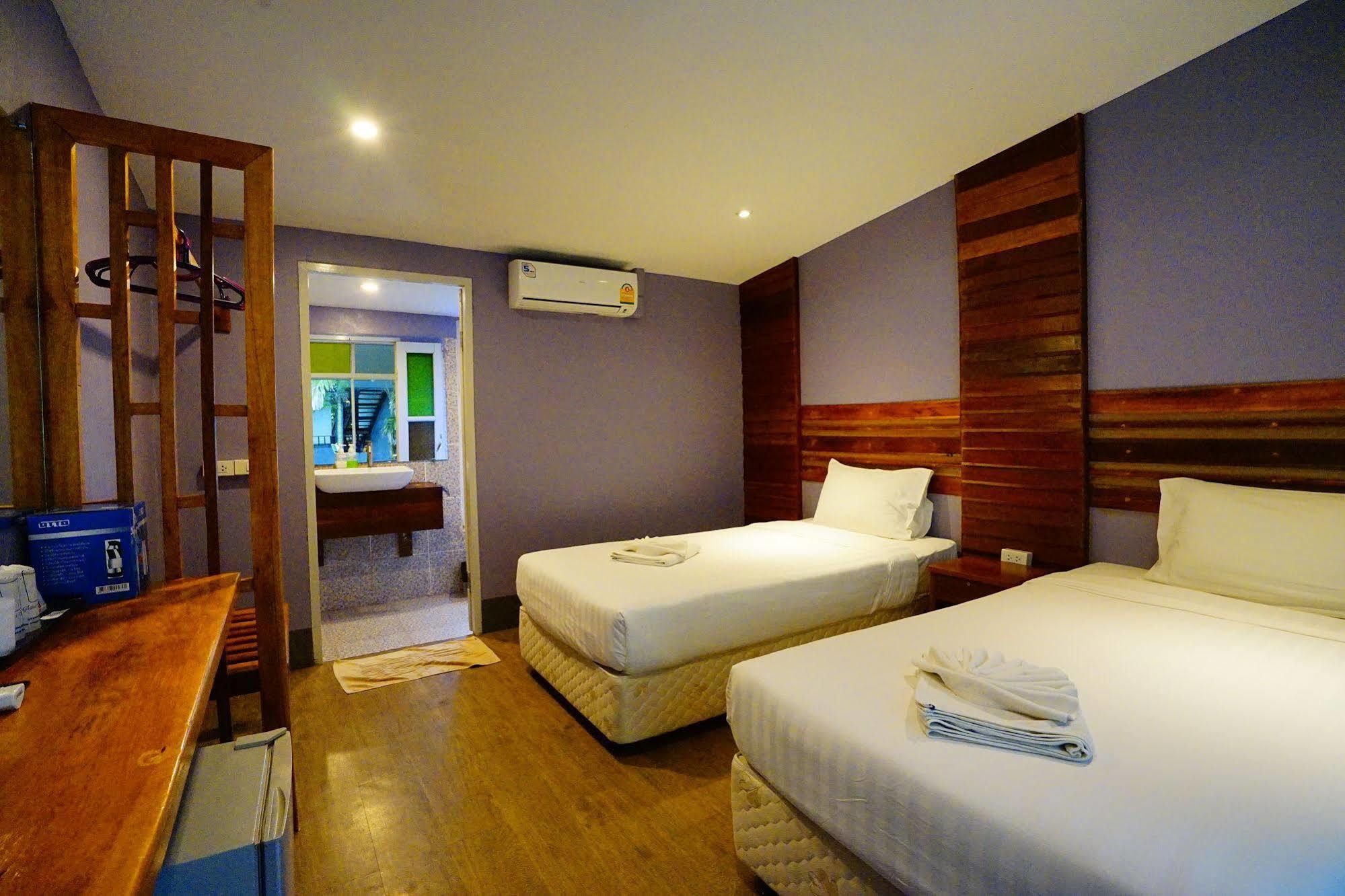 Apple Beachfront Resort 3*