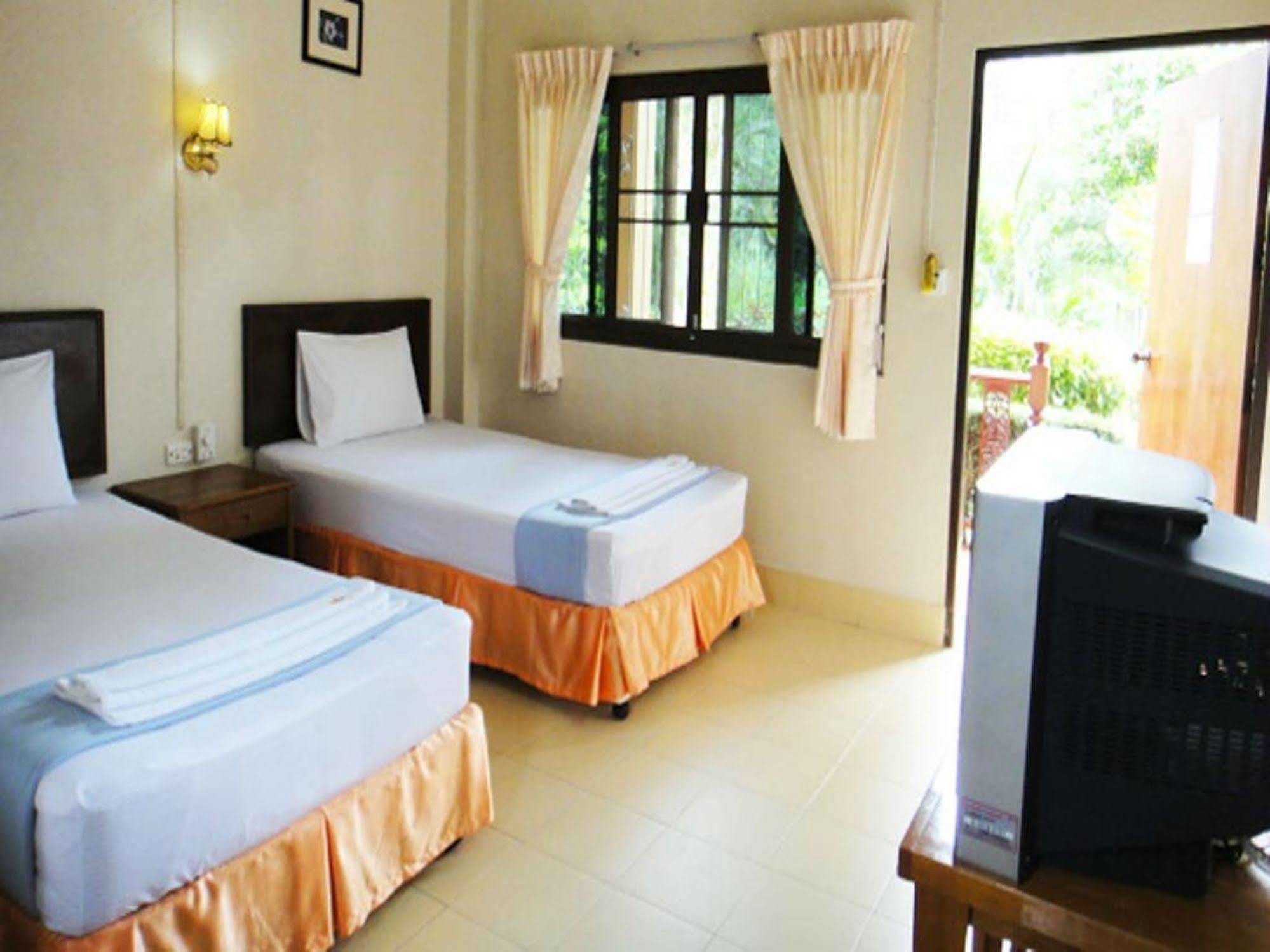 Hotel Divers 2*