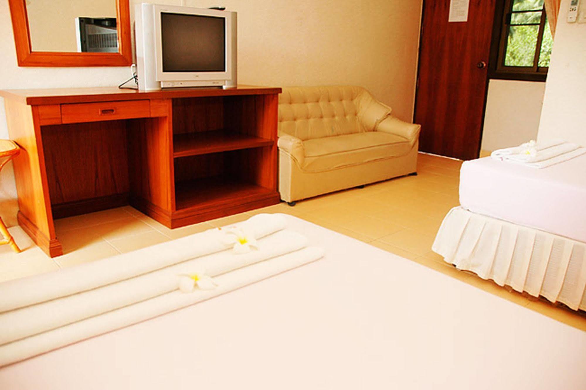 Divers Hotel 2*