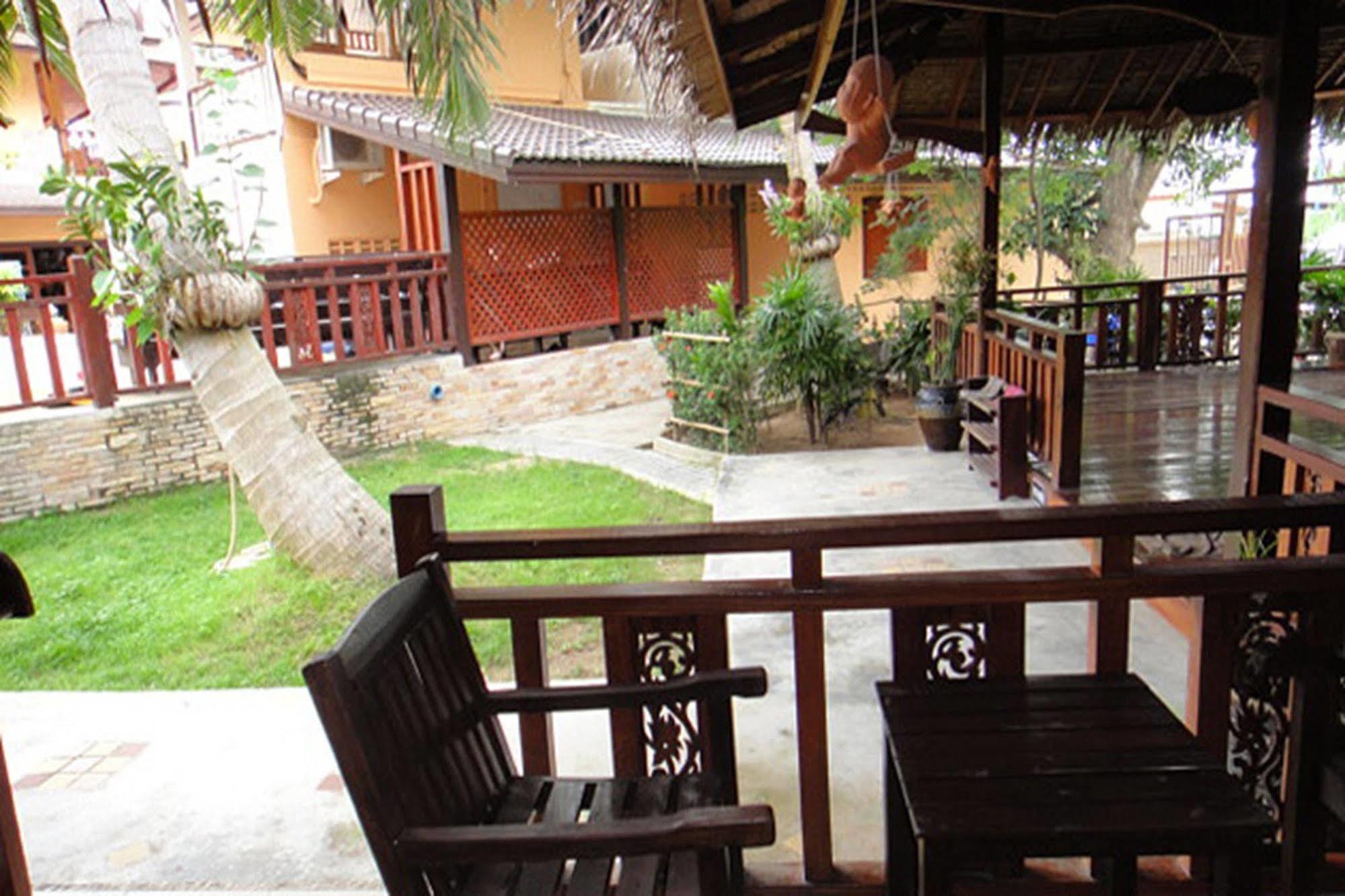 Divers Hotel 2*