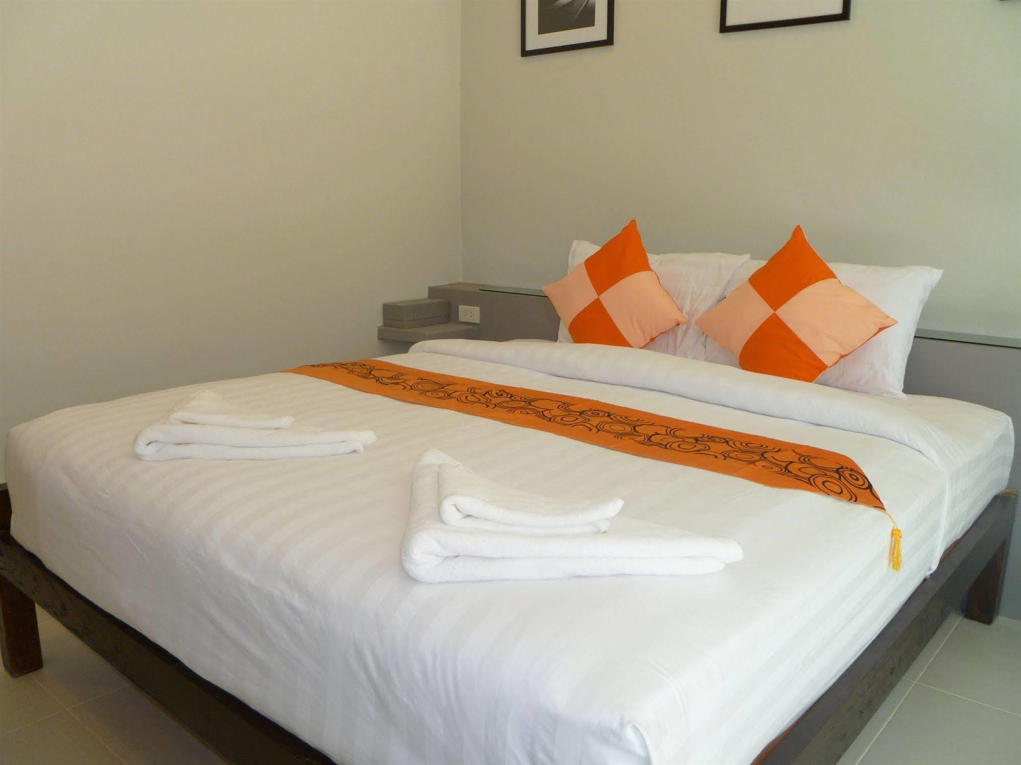 Sun Moon Star Koh Phangan 3* Haad Yao