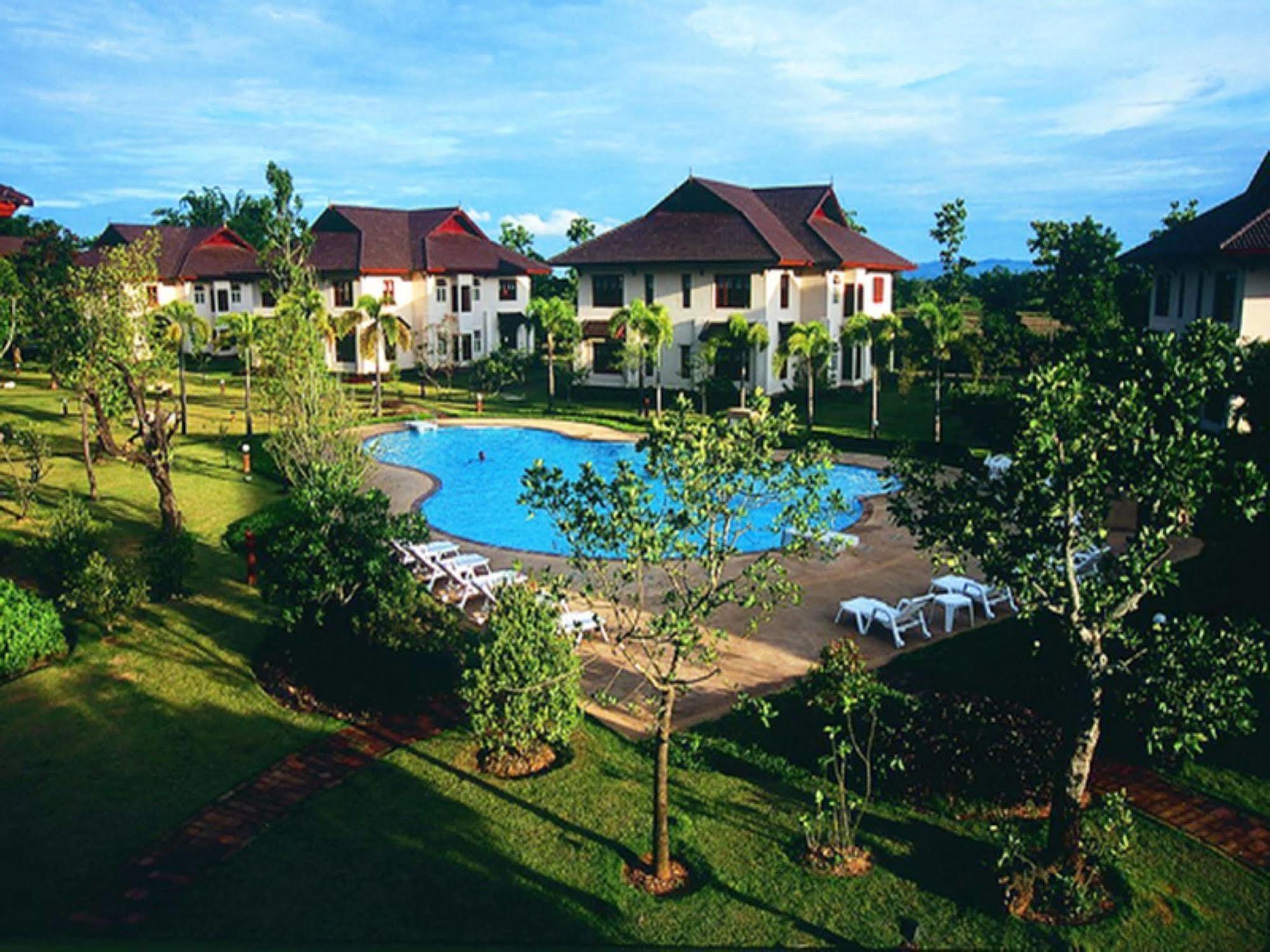 Resort Teak Garden Resort, 4*