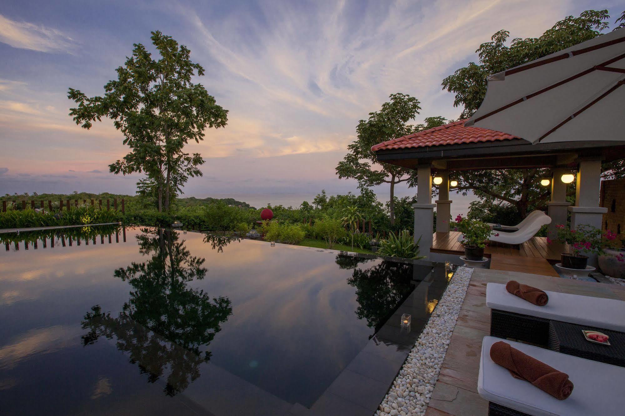 Baan Phuttarak - Seaview Private Villa *