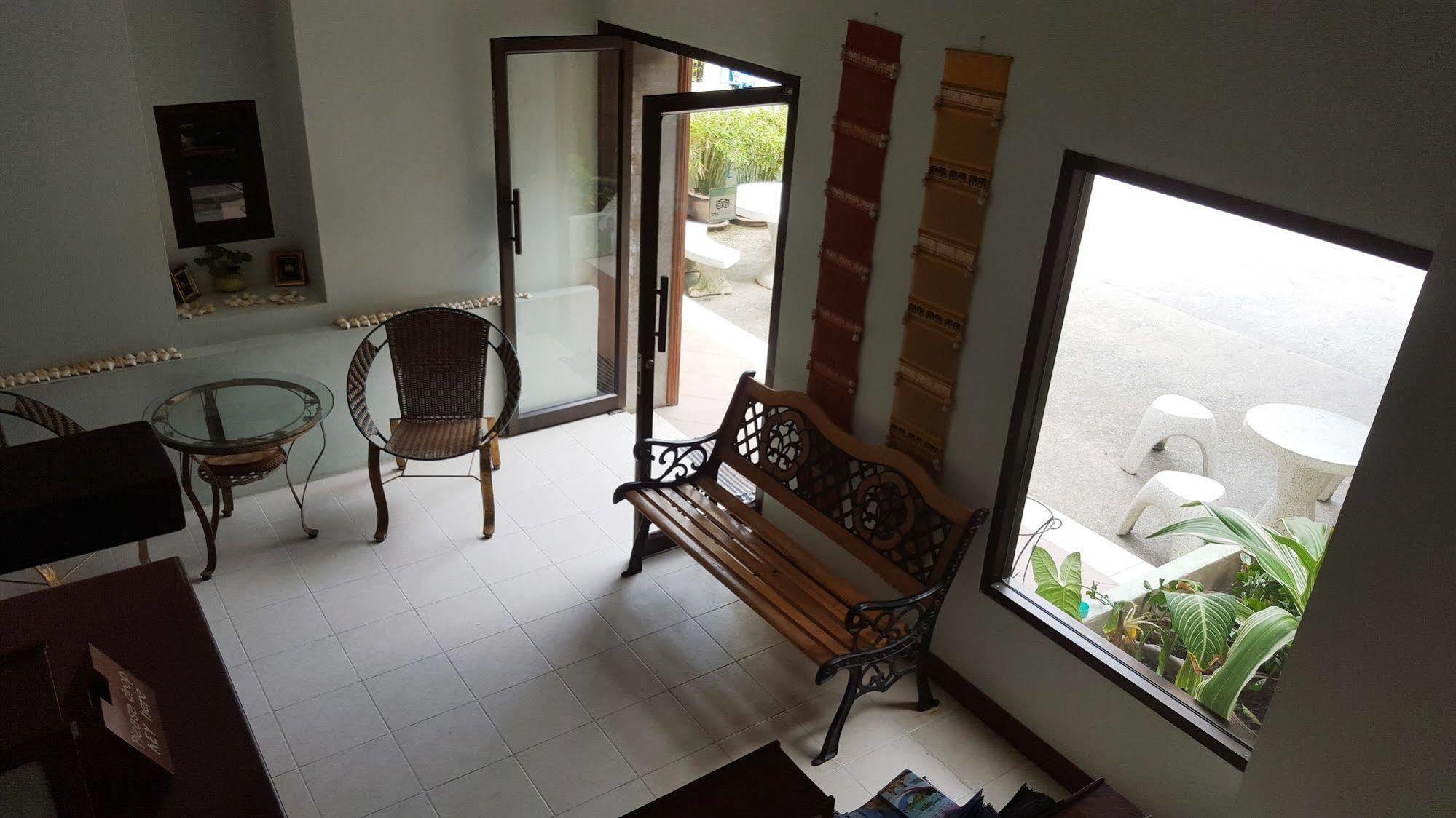 Colibri Hotel 2*