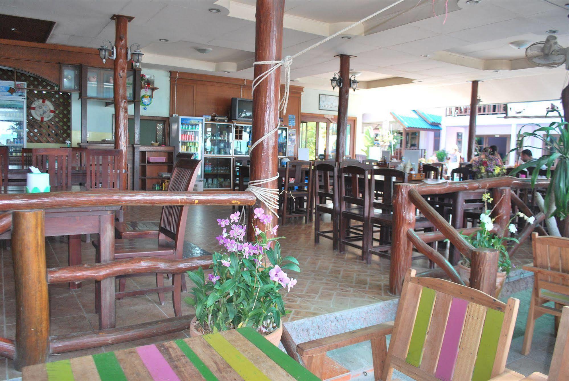Siraya Beachfront 3* Ko Pha Ngan