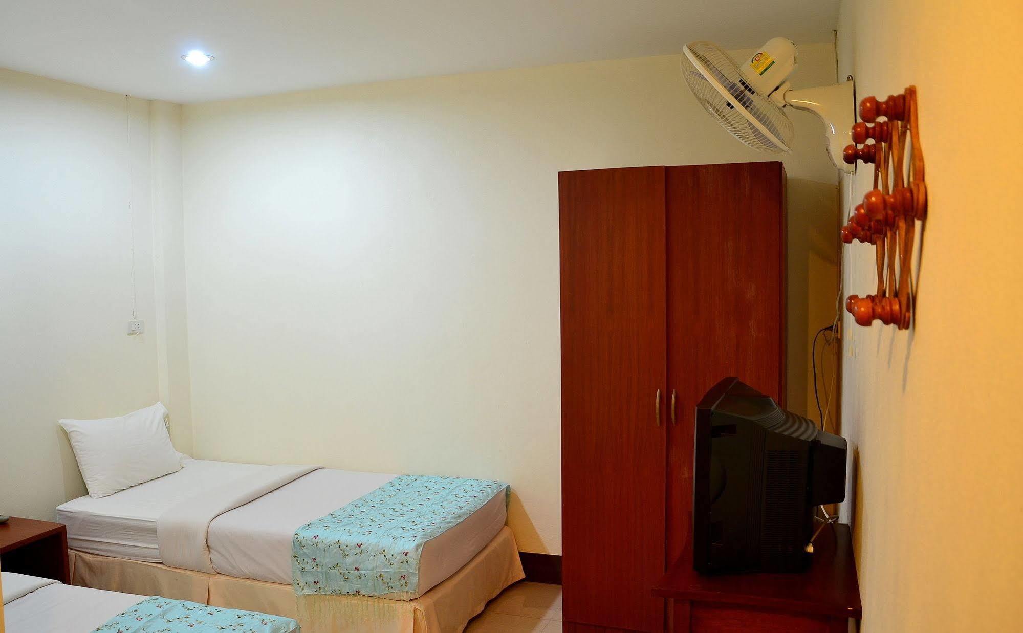 Hostel Wandee Khao Lak