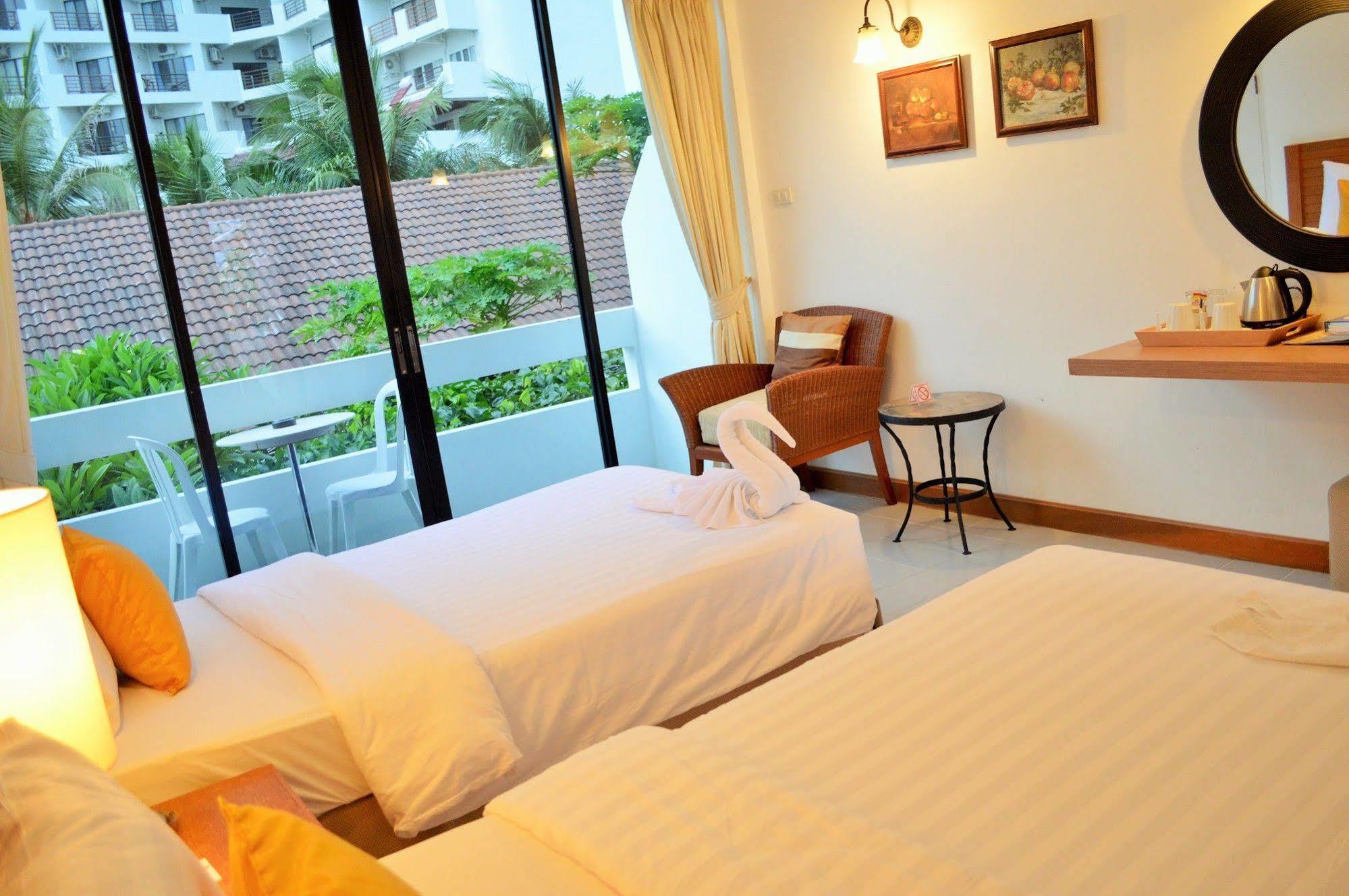 Nern Beachfront Hotel Hua Hin