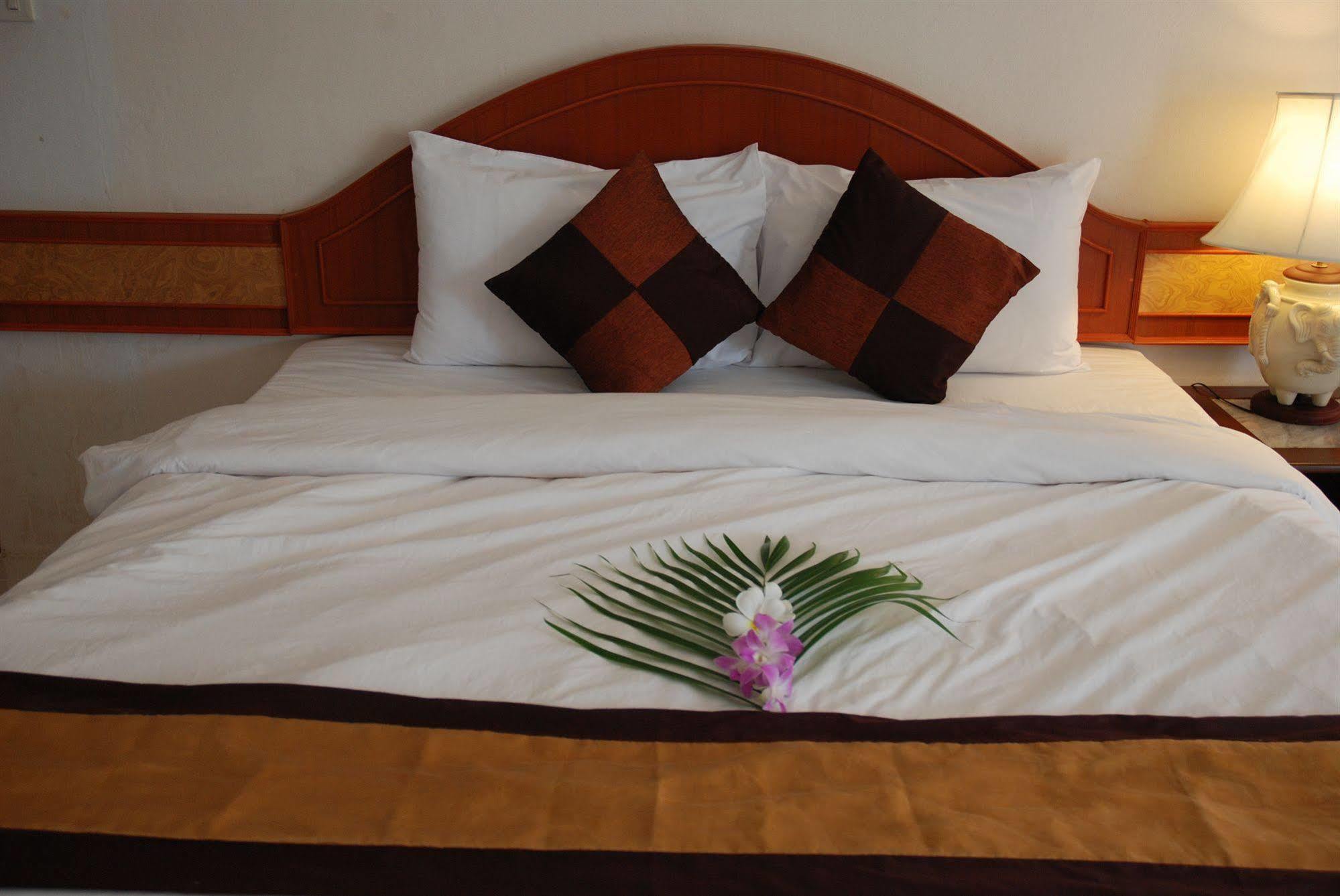 Phangan Orchid 3*