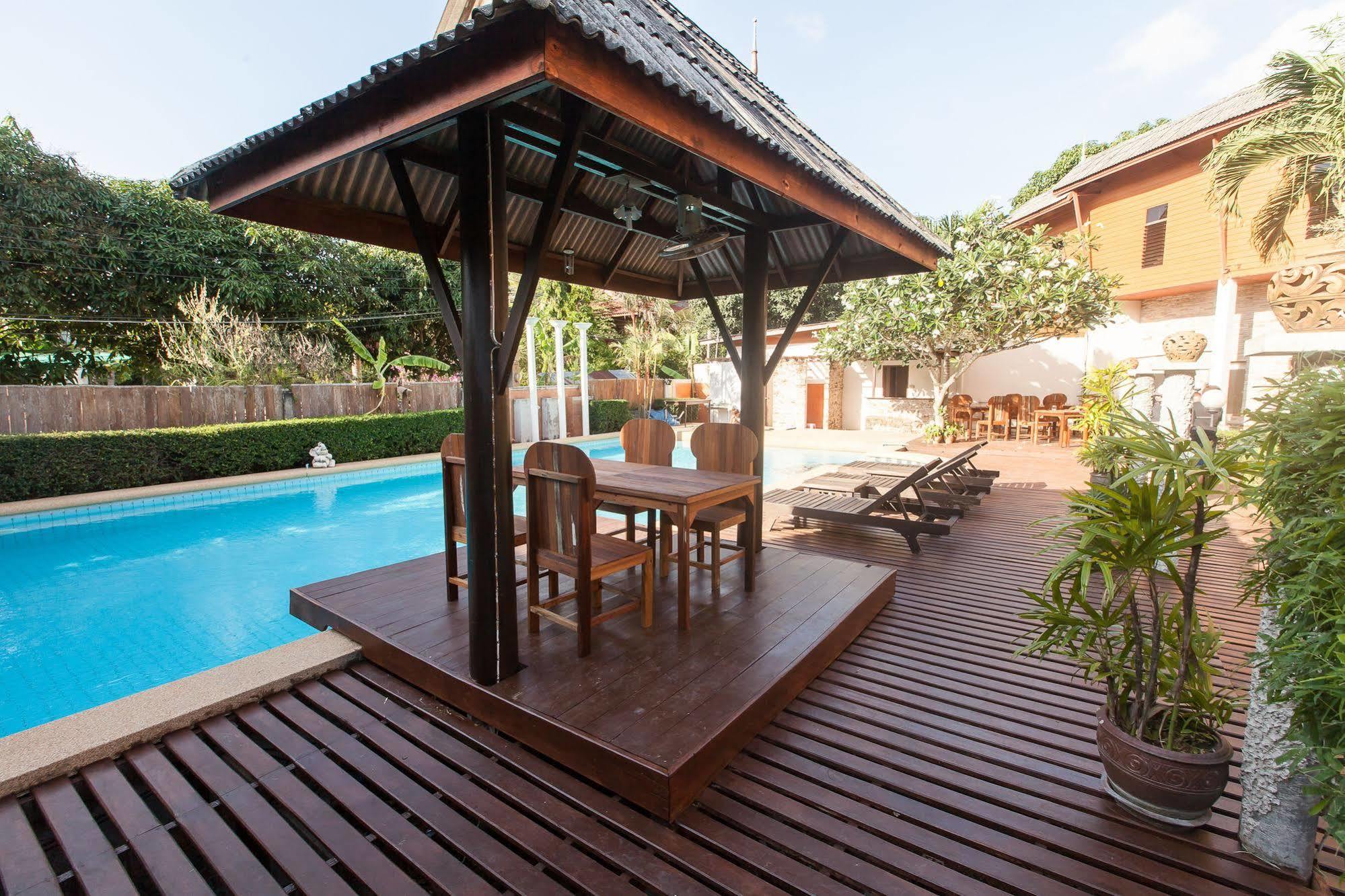 Resort Phangan Paragon & By Pure Lifestyle