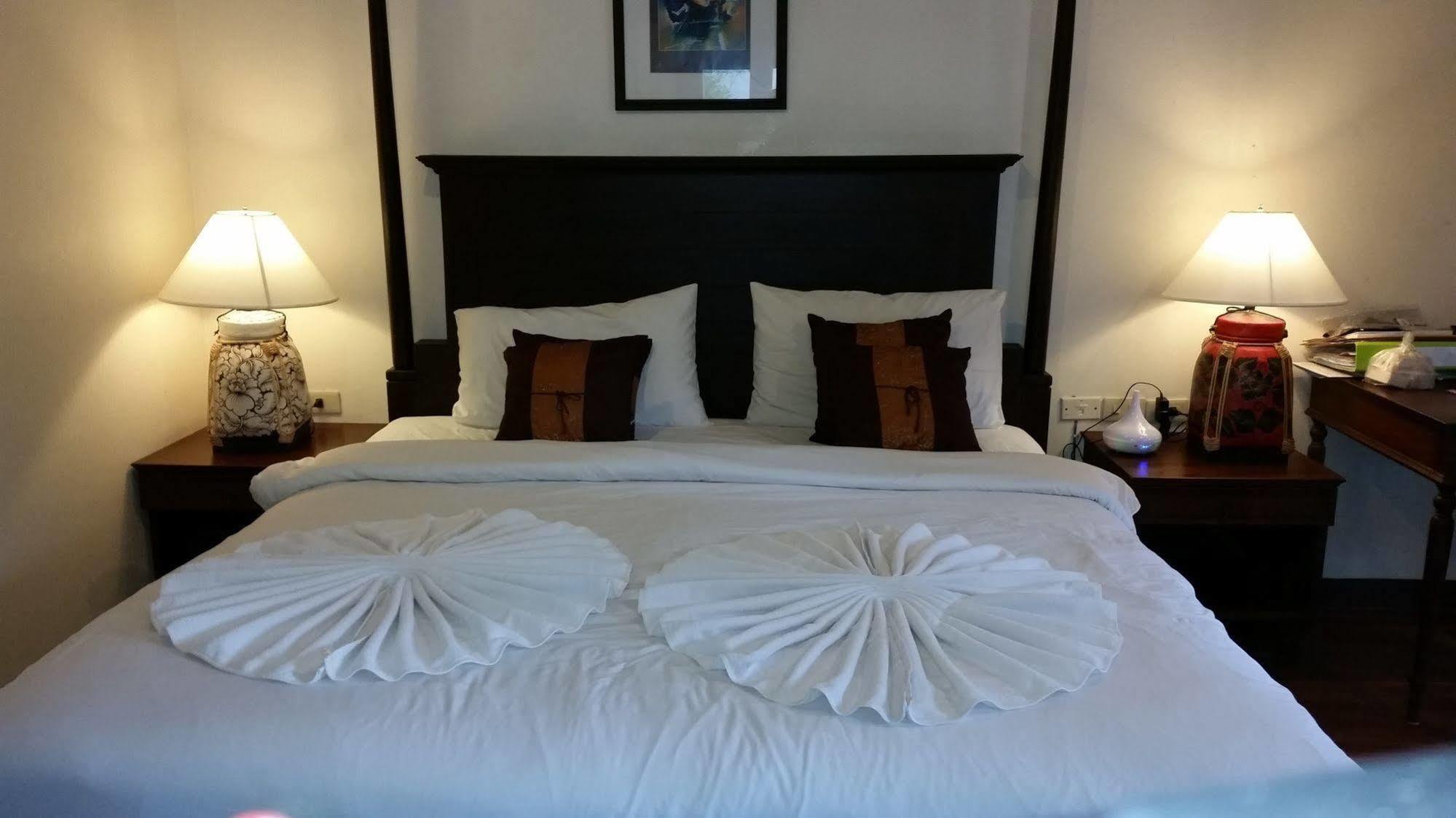 Phangan Paragon & By Pure Lifestyle Resort