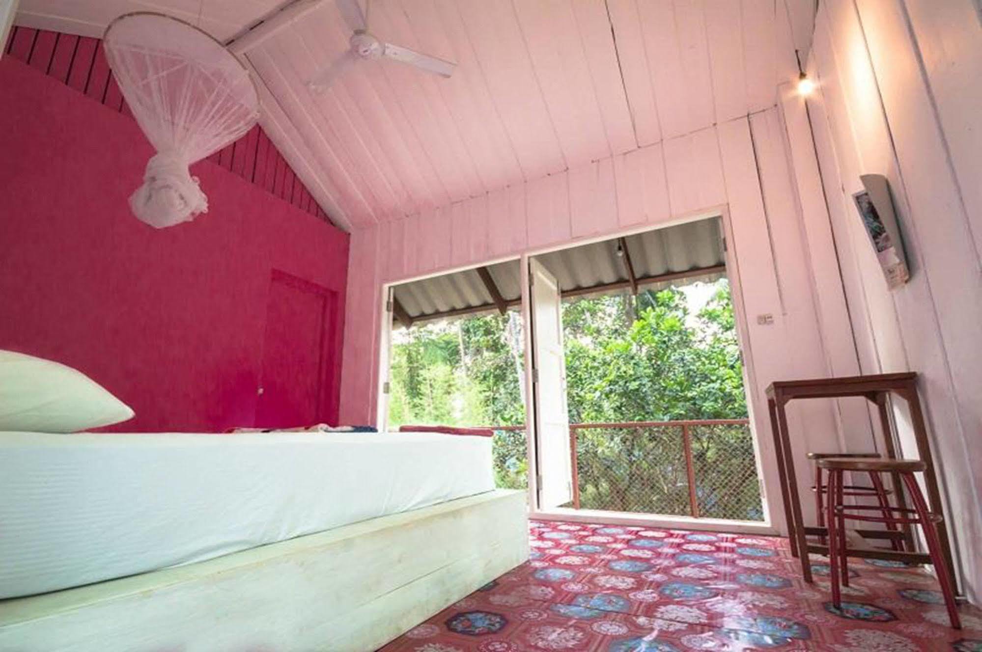 Oyo 75340 Klkl Hotel Koh Chang