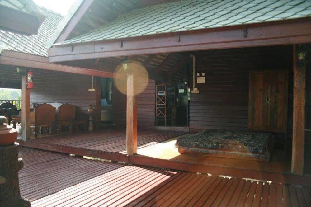 Hostel ปอ อา ยอ *