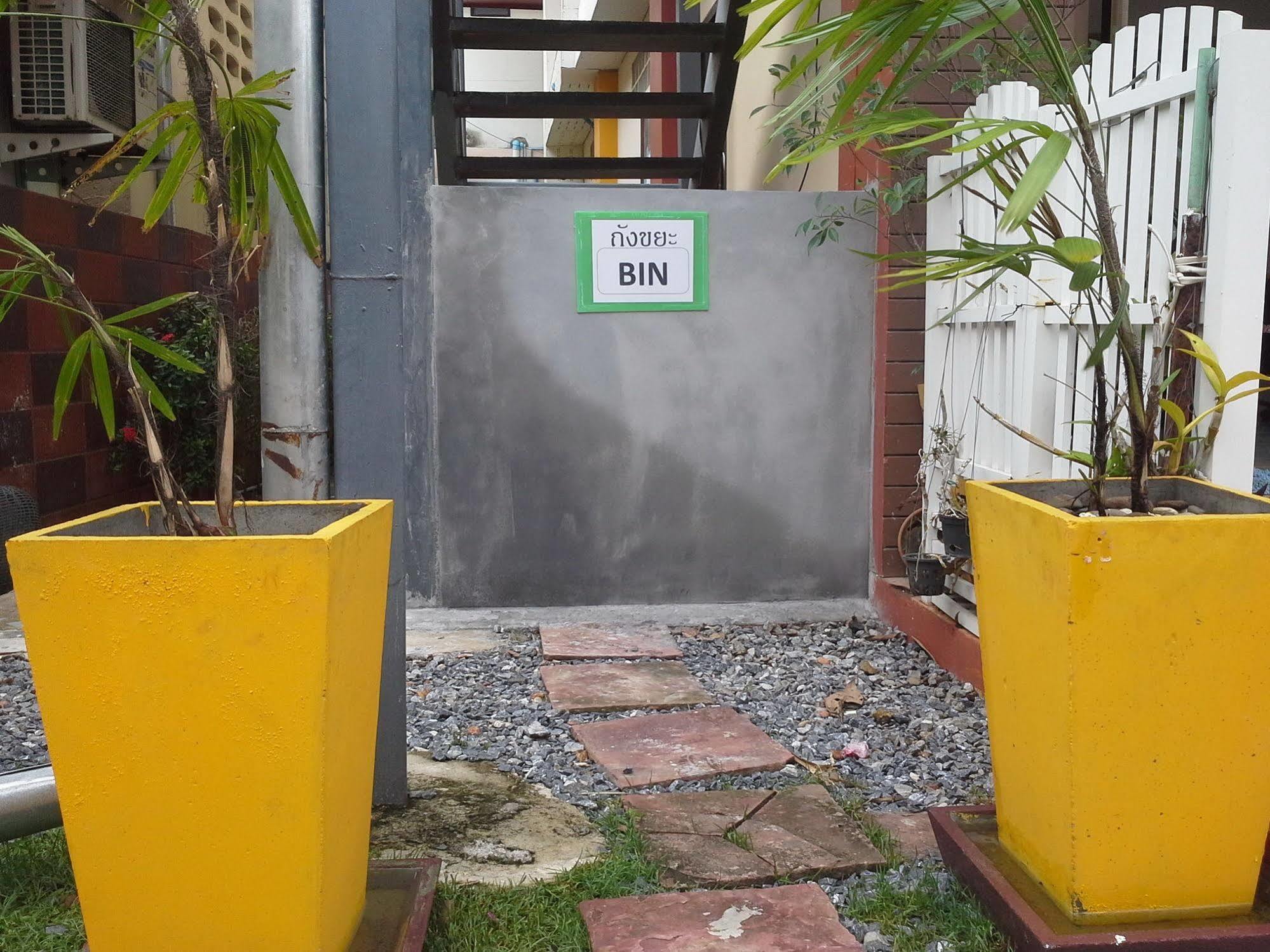 Hotel Oyo 609 Lanta Dream House