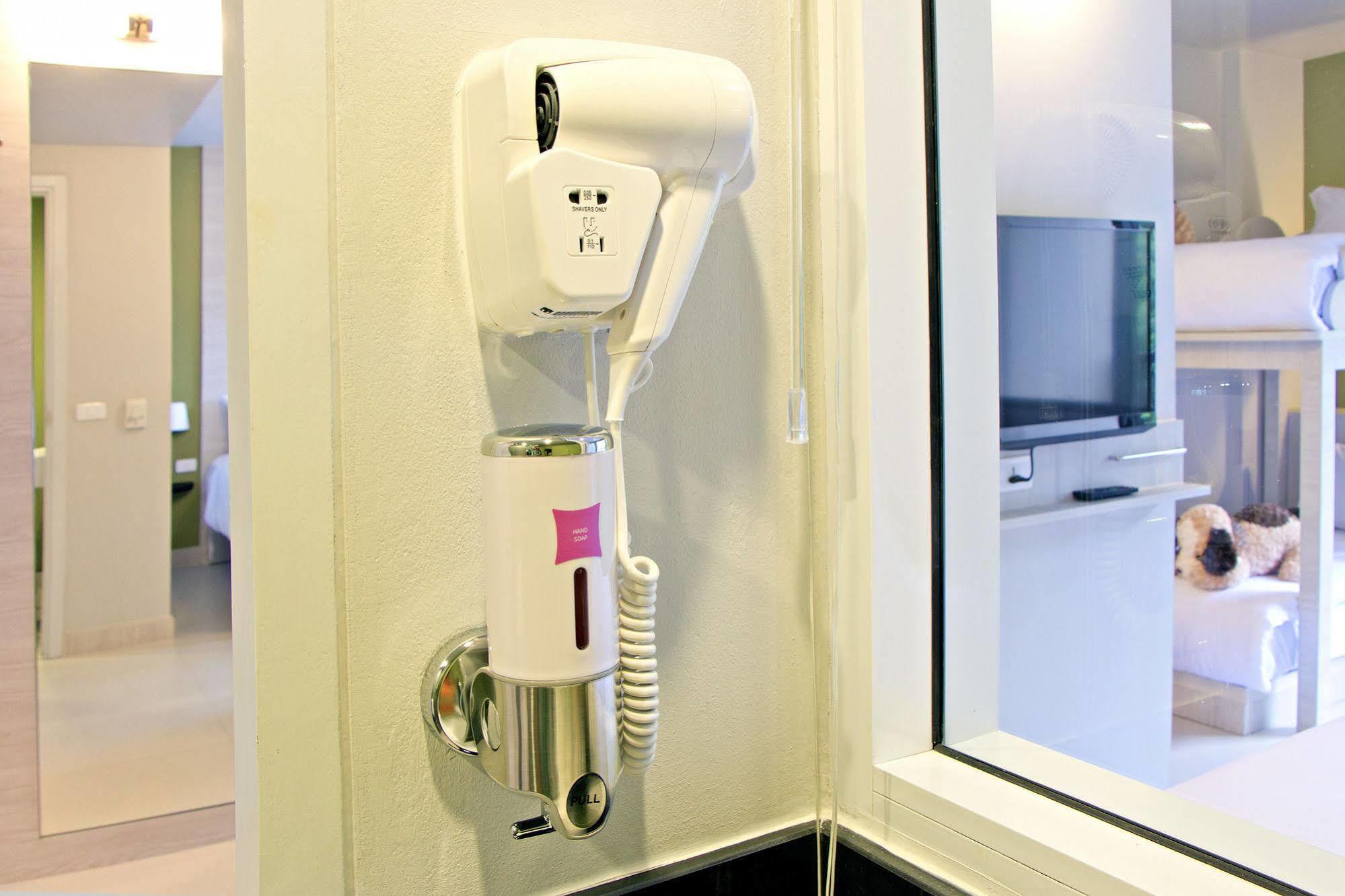 Hotel Ibis Styles Krabi 4*