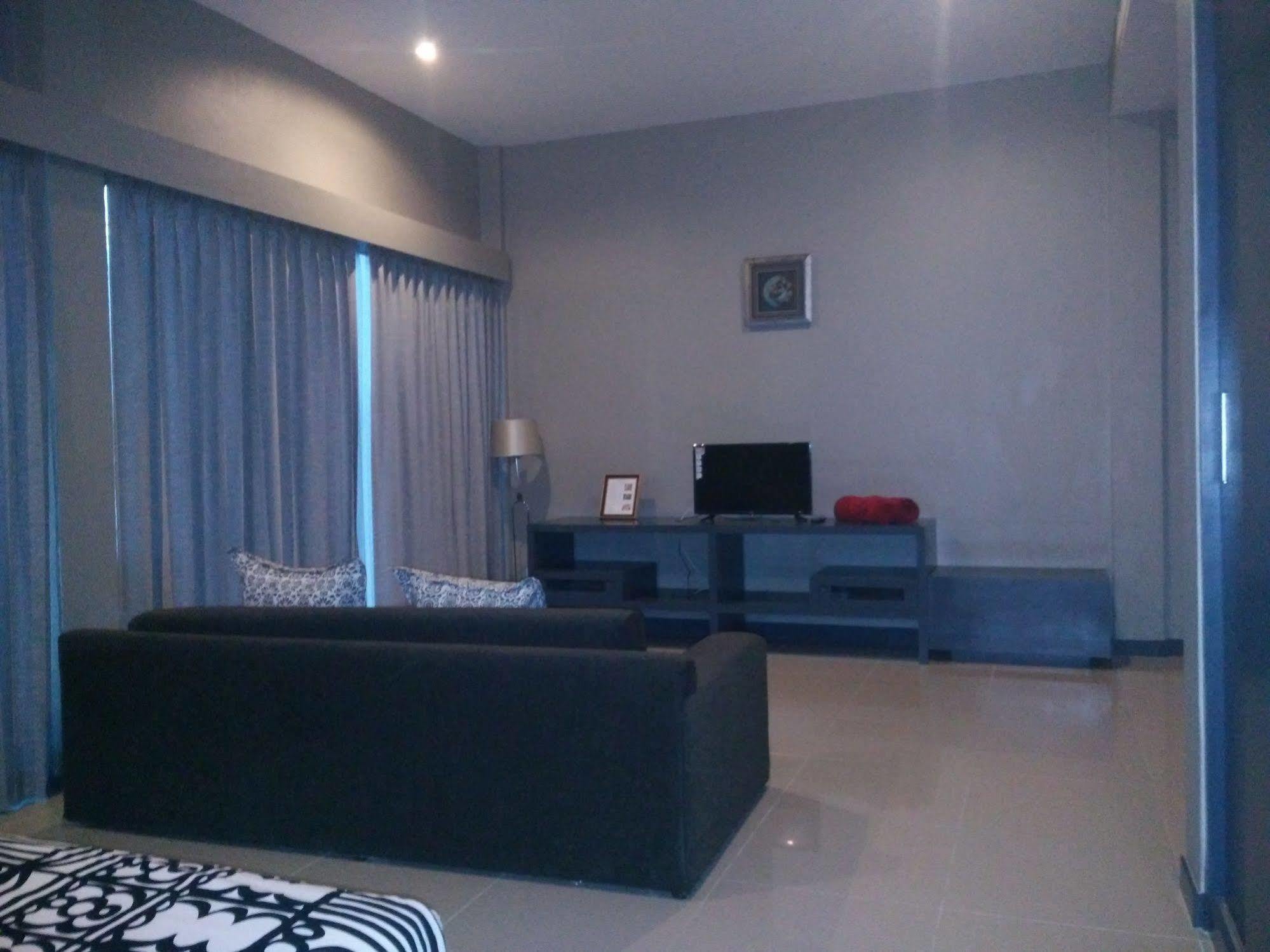 The Kris Condotel Hotel
