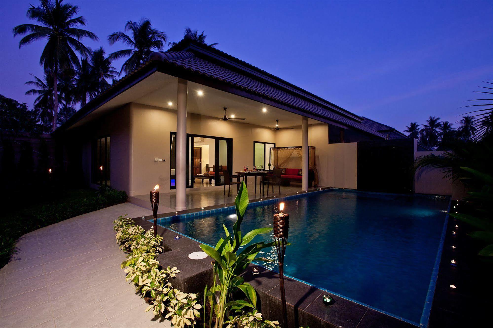 Thai Thani Pool Resort 4*