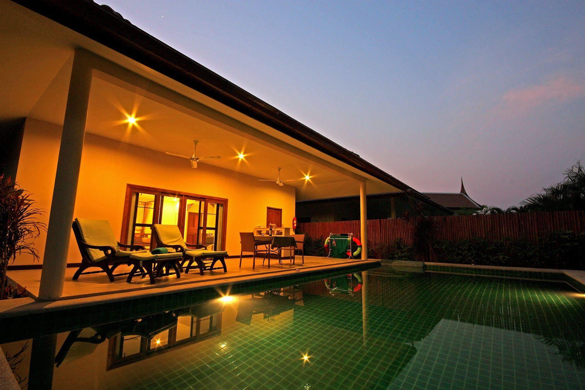 Resort Thai Thani Pool 4*