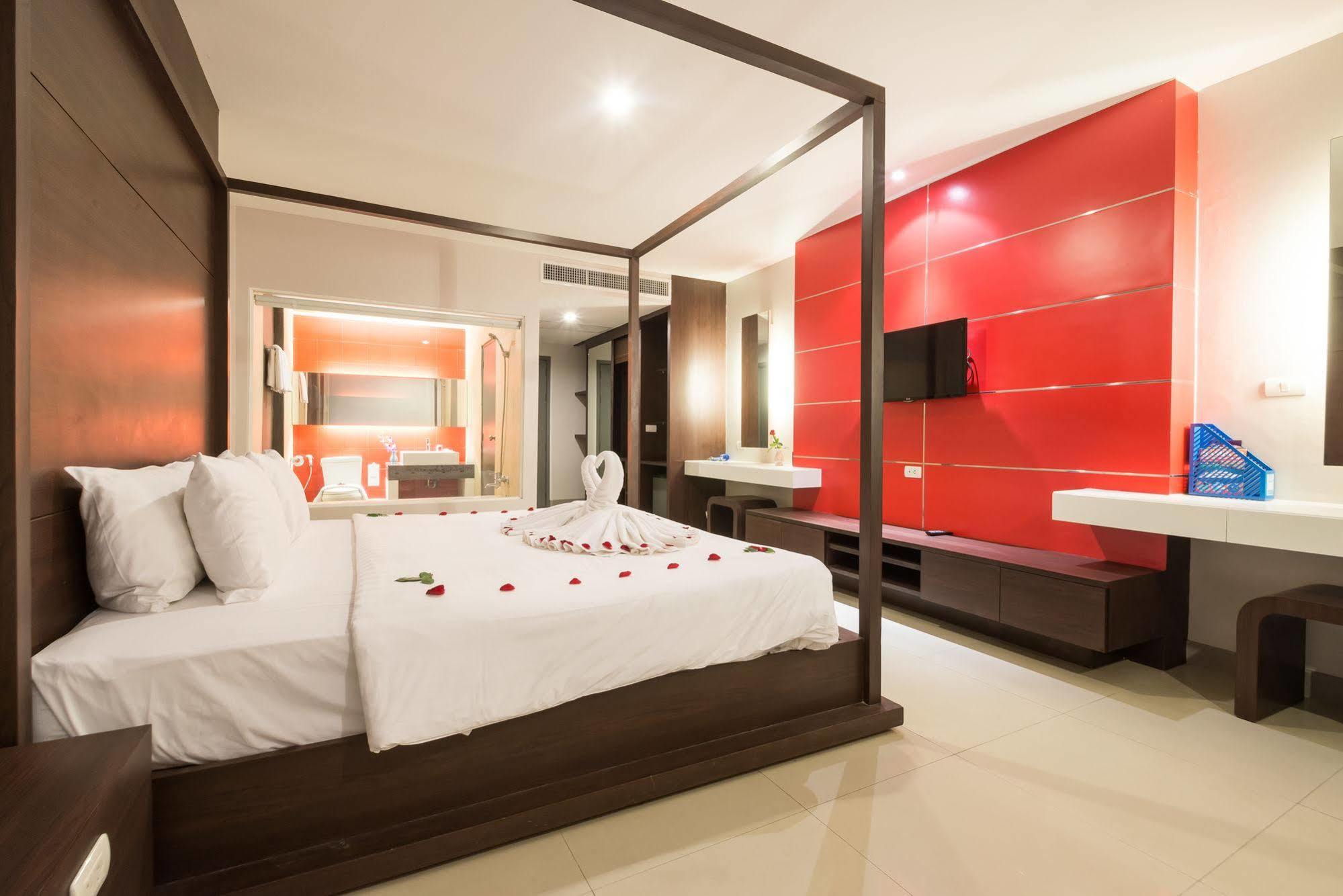 Alfresco Phuket