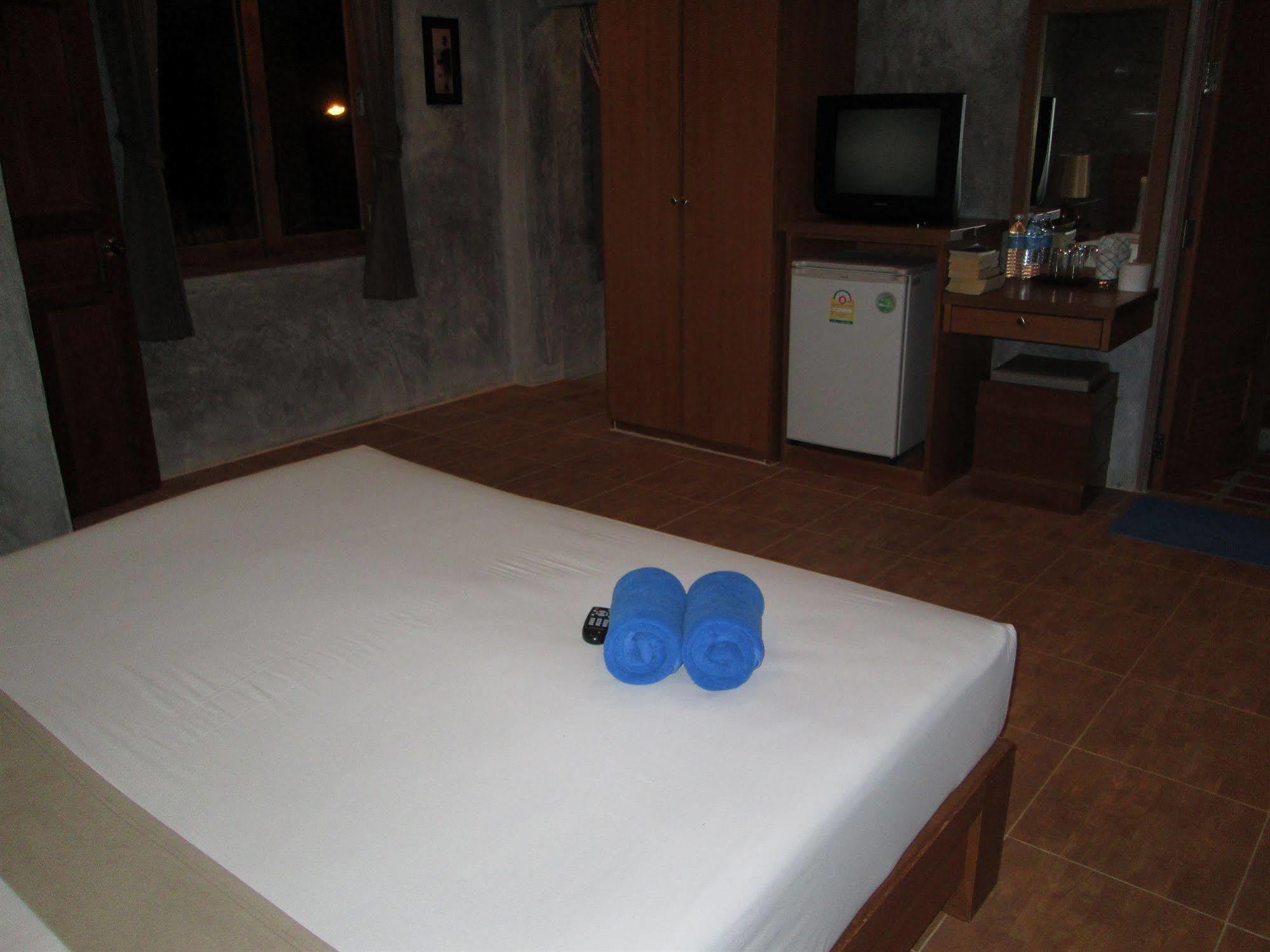 Phangan Palm & Restaurant Resort