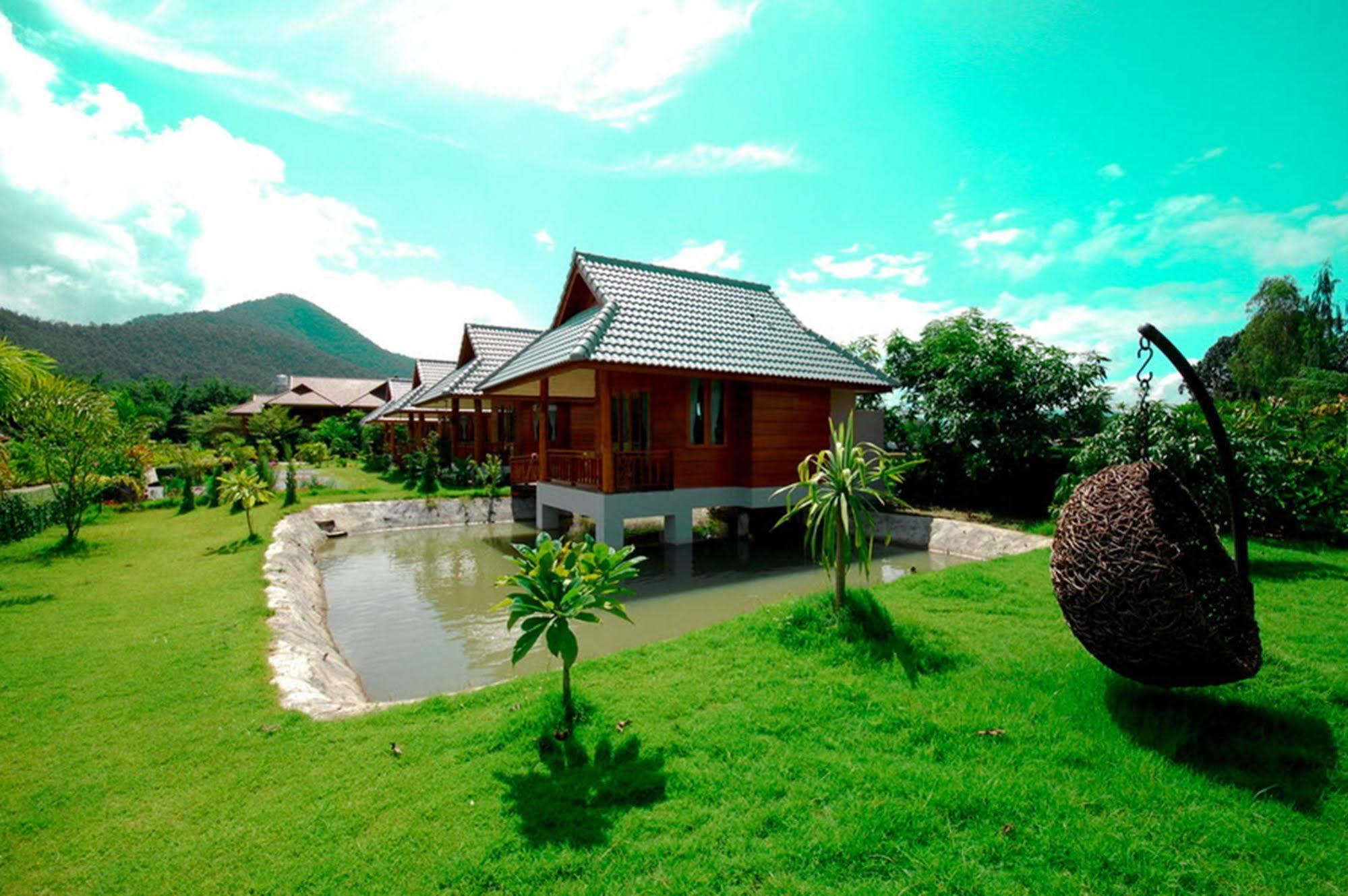 Blue Sky Hotel 2*