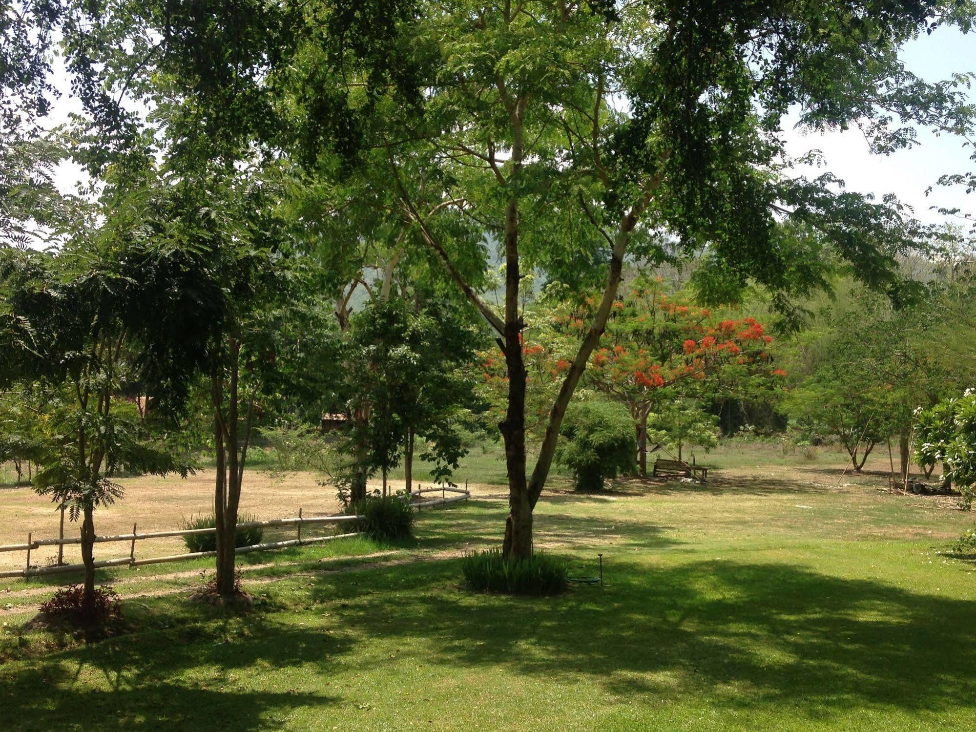 Resort River Corner Pai