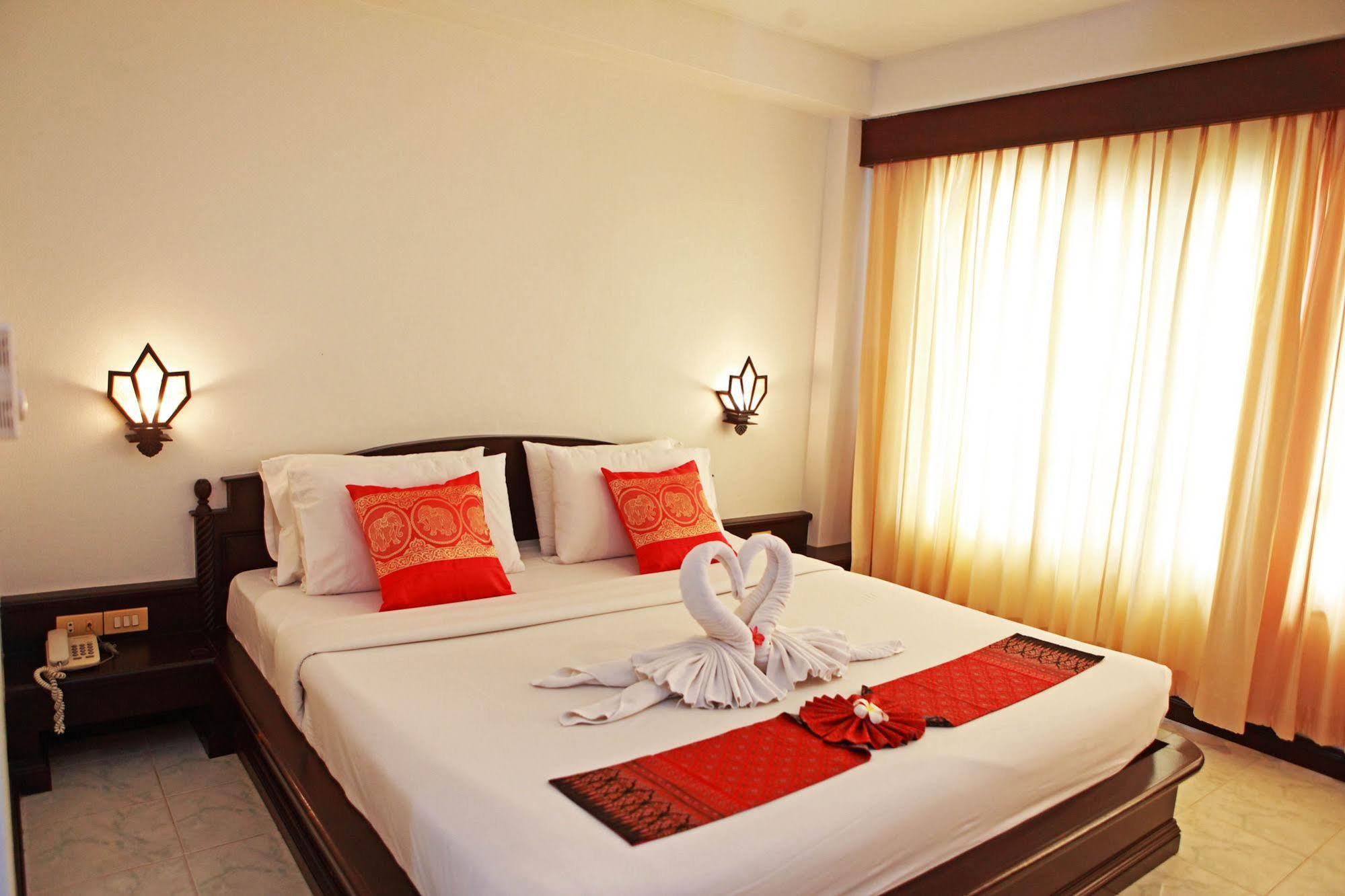 Samui First House 3* Chaweng (Koh Samui)