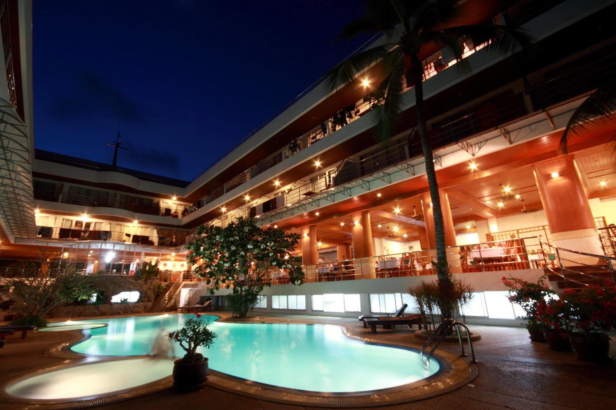 Hotel Samui First House