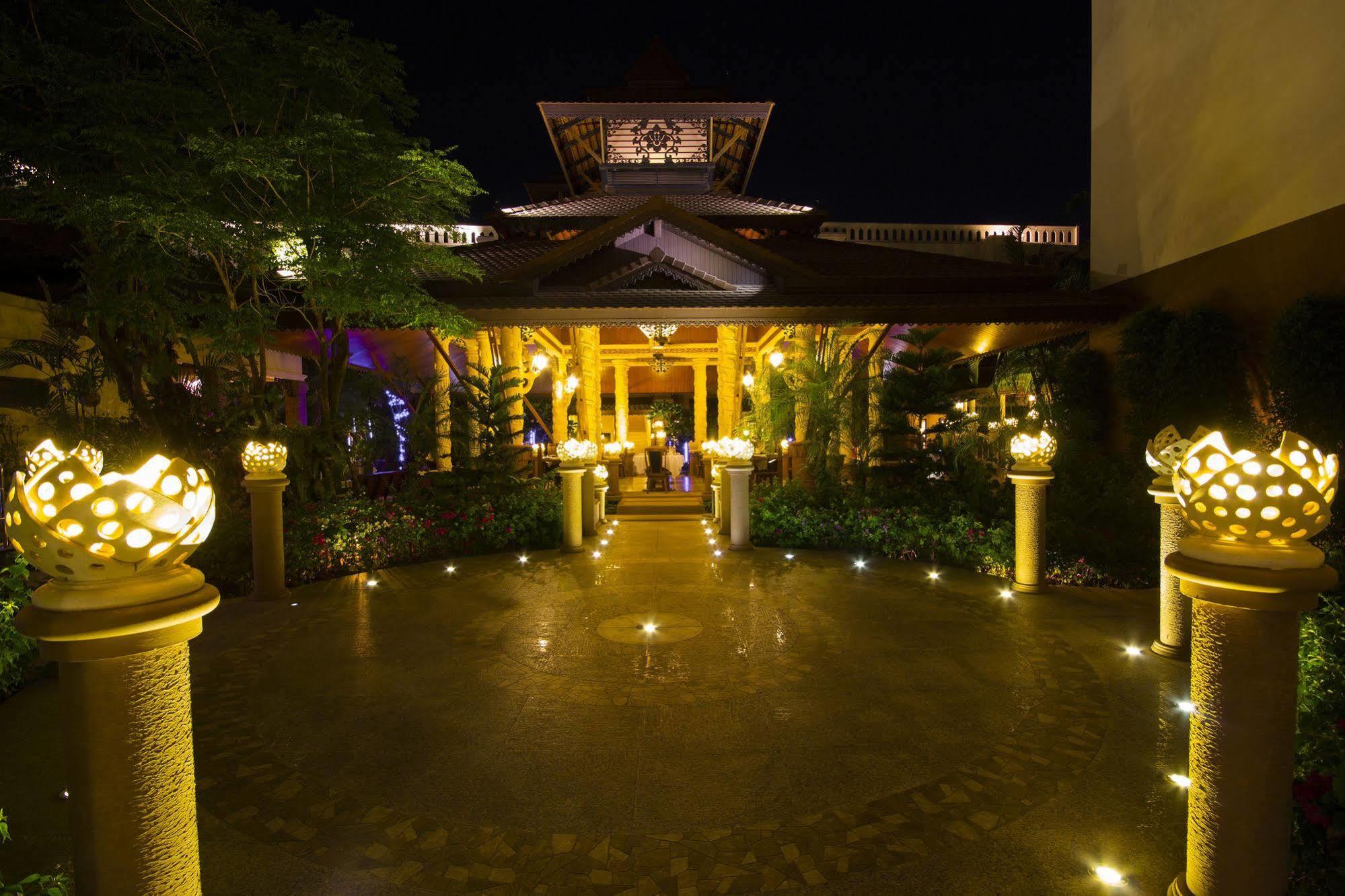 Shanaya & Phuket 4* Patong