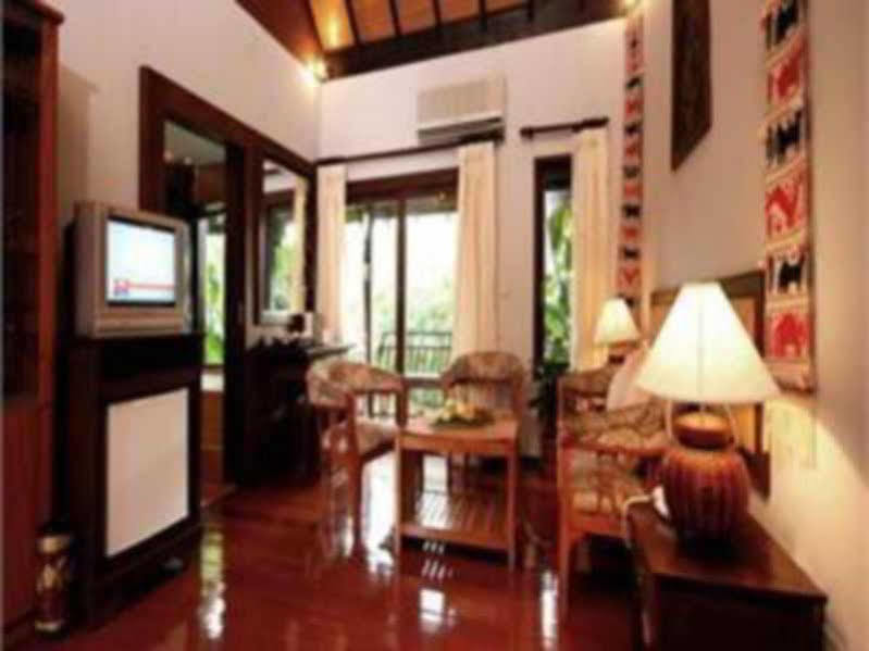 Resort Golden Pine And 4*