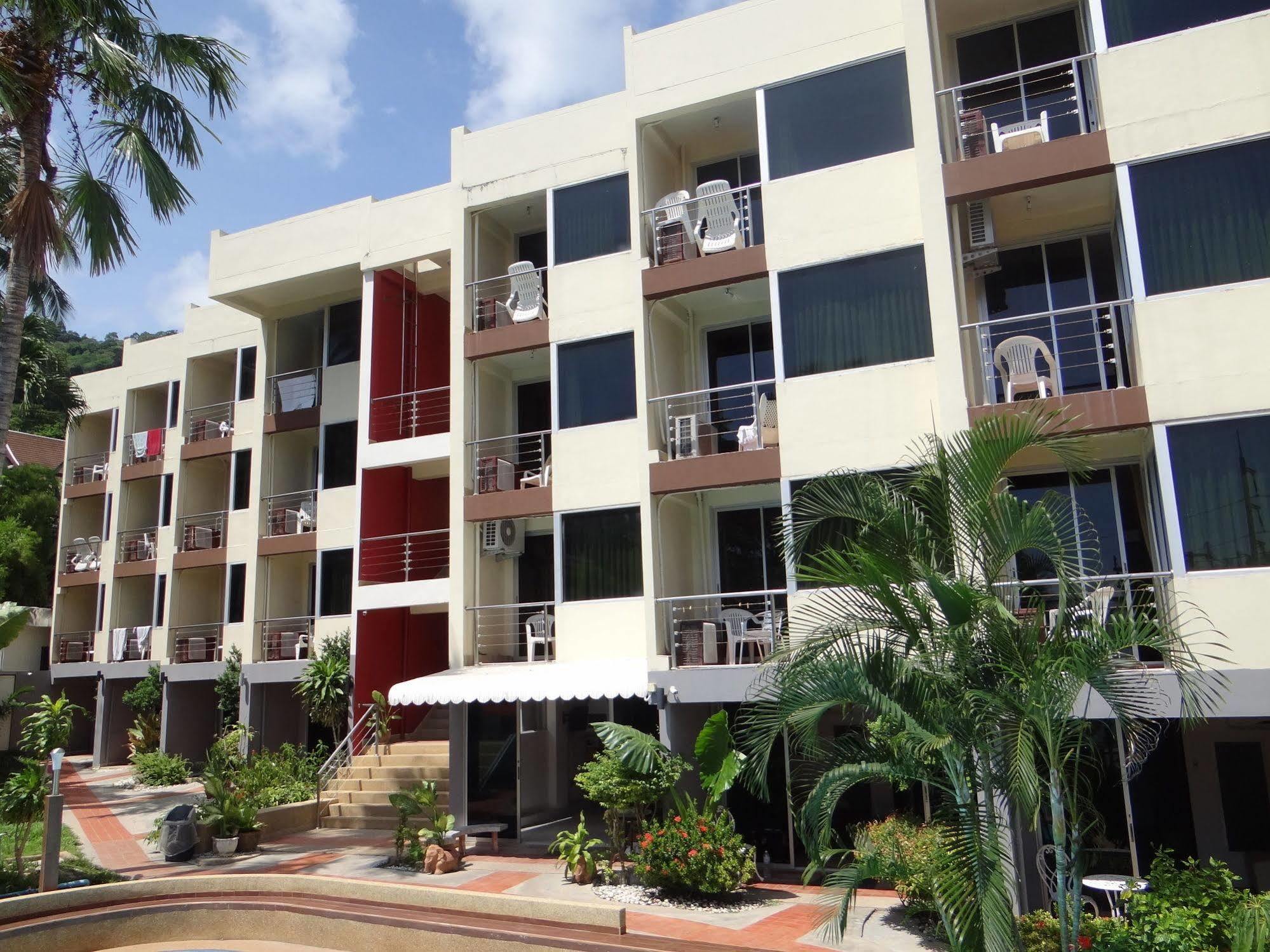 Porterhouse Beach Hotel 3*