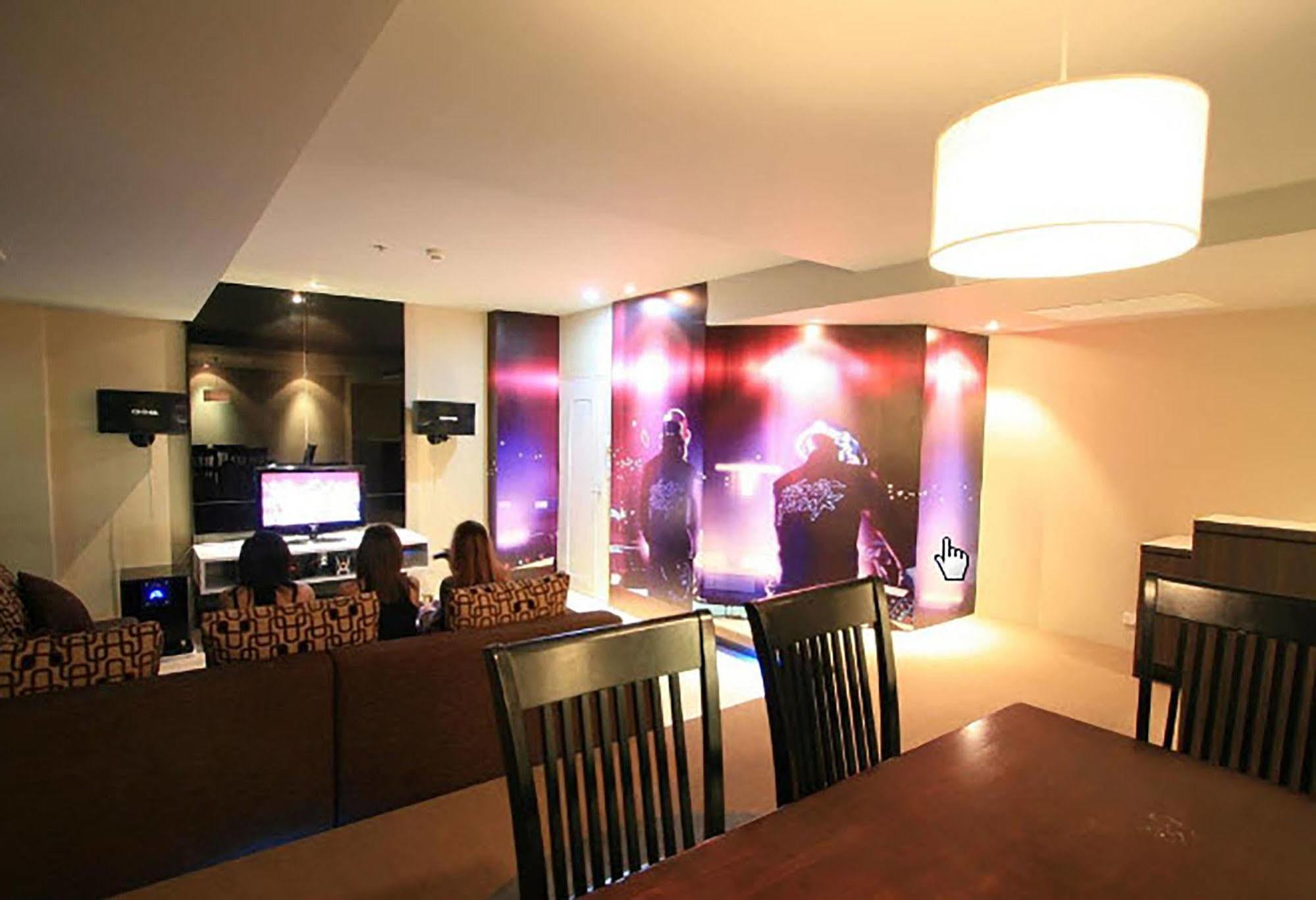 Golden Crown Grand 3*