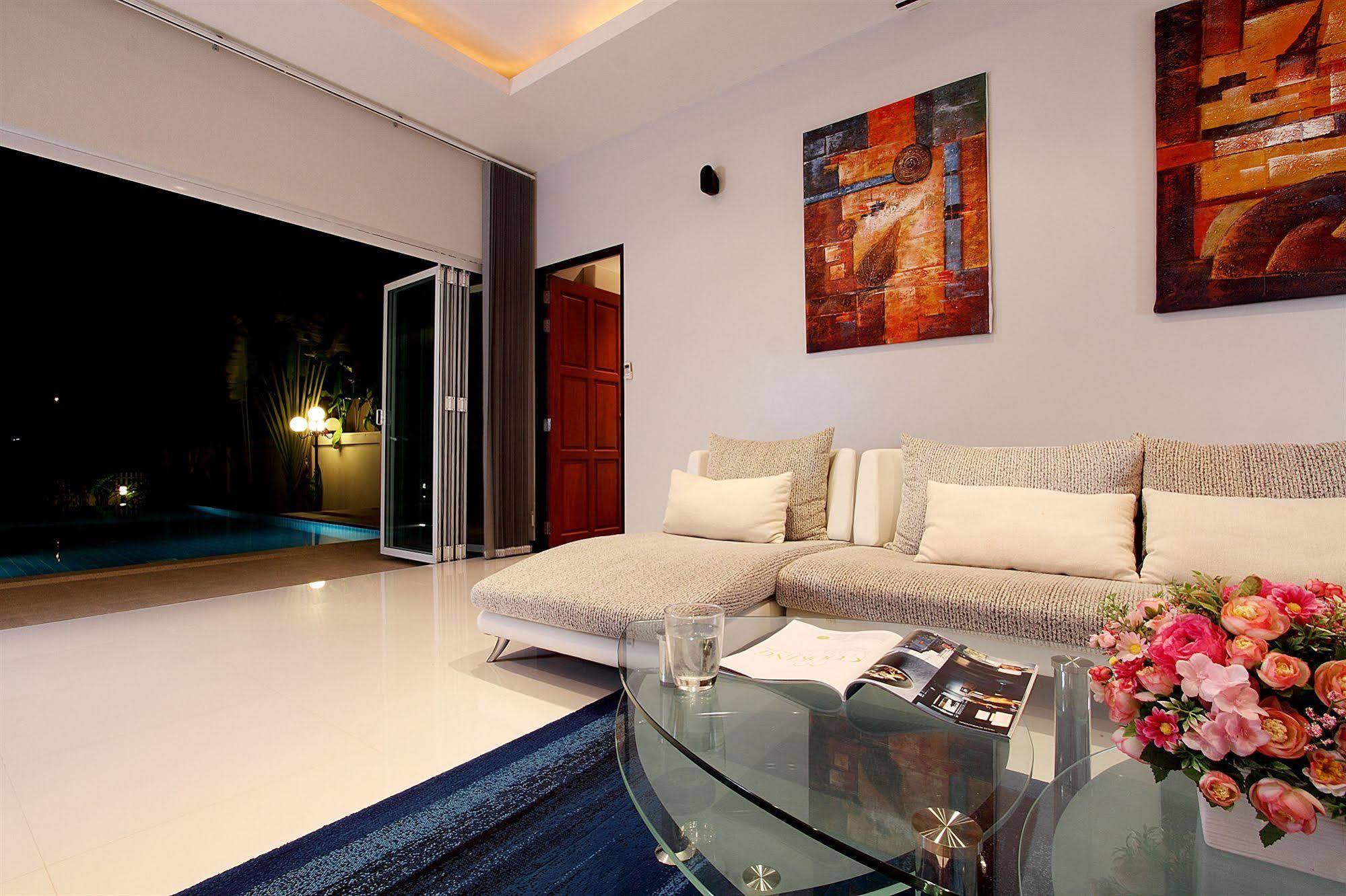 Villa Phuket Lagoon Pool Koh Kaew