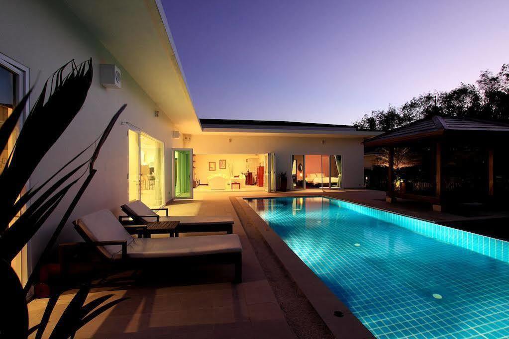 Phuket Lagoon Pool * Koh Kaew