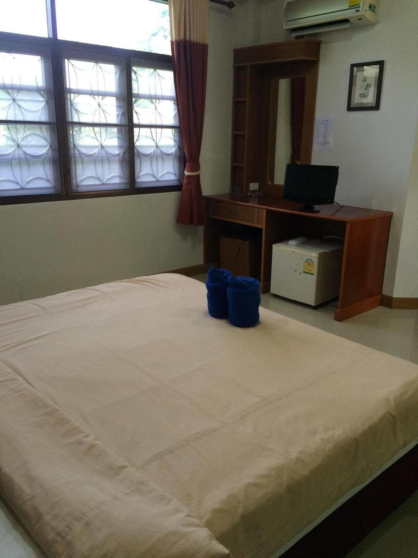 Tropicoco Koh Phangan Hotel 3*