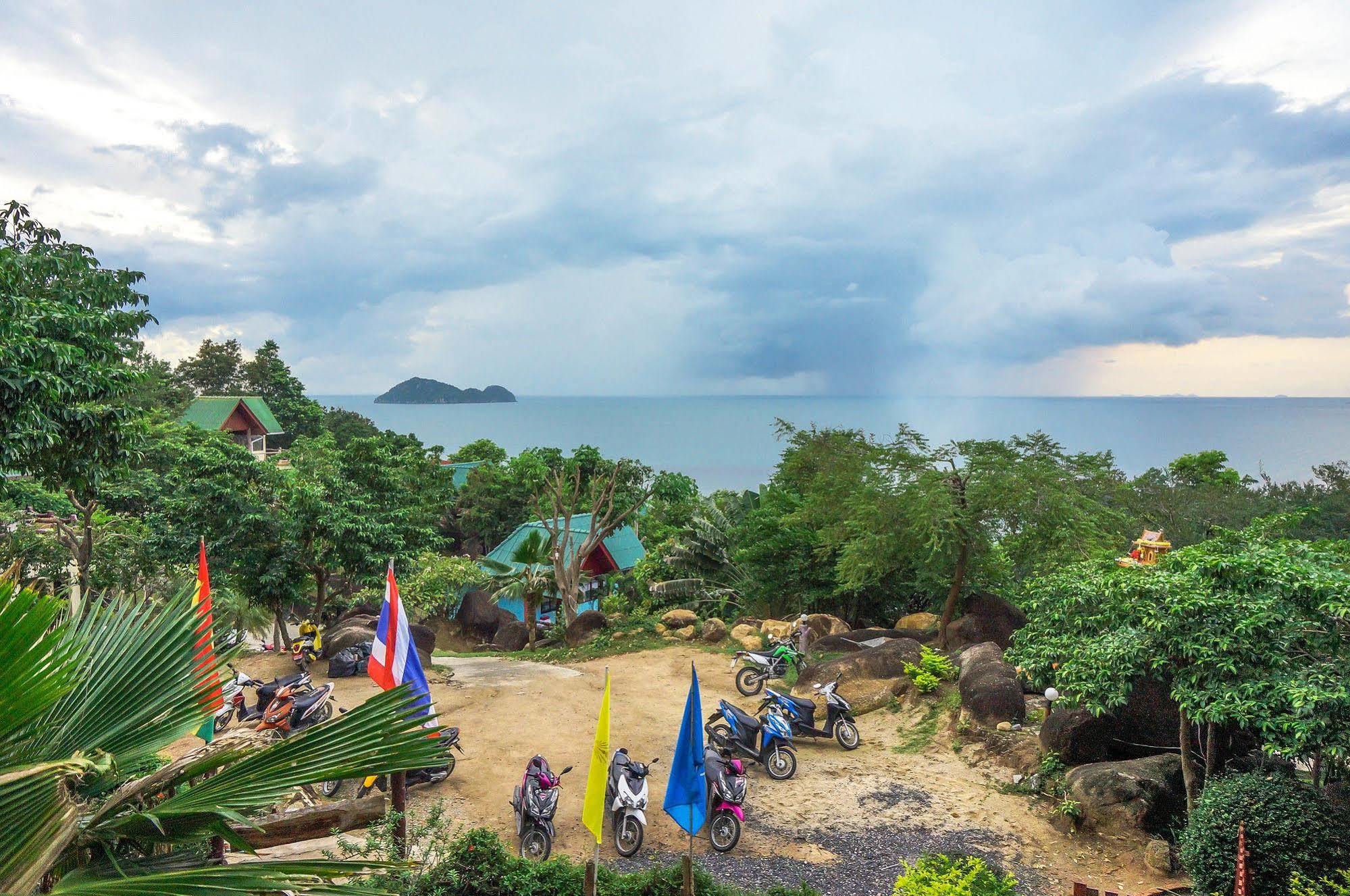 Amstardam * Ko Pha Ngan