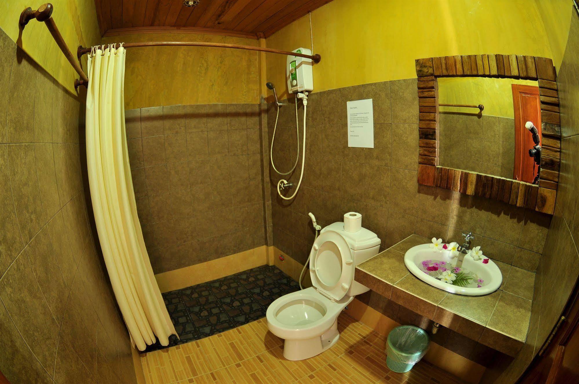 Ton Sai Tropical Island Hotel 3*