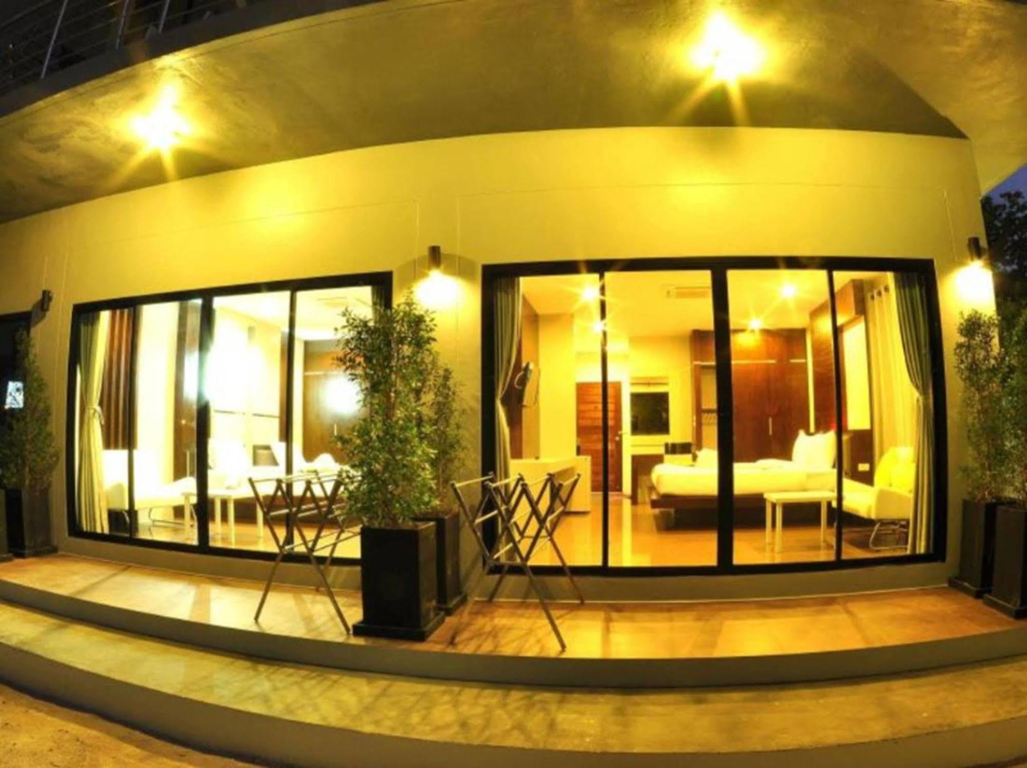 Ton Sai Tropical Island 3* Phi Phi Don