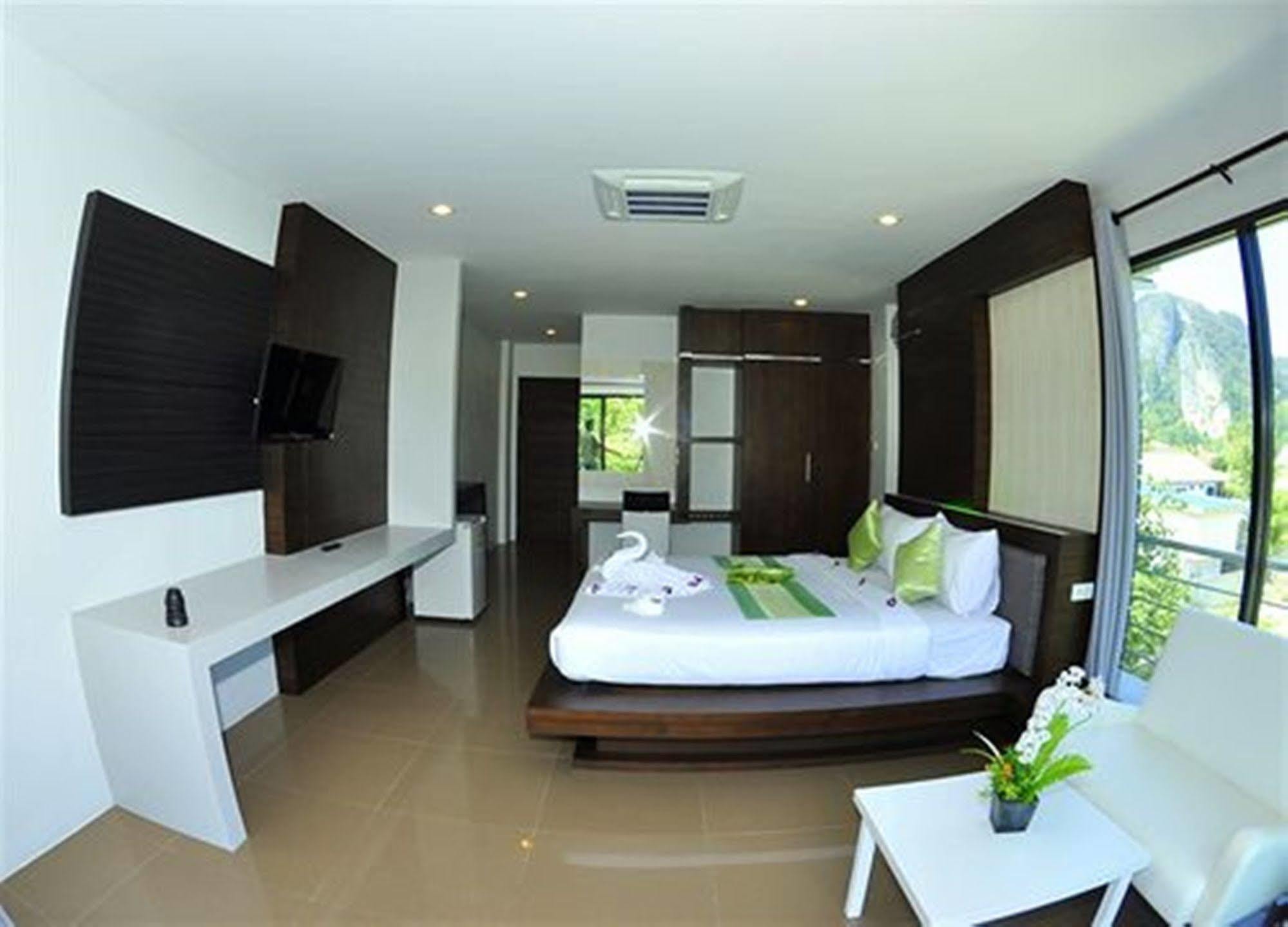 Hotel Ton Sai Tropical Island Phi Phi Don