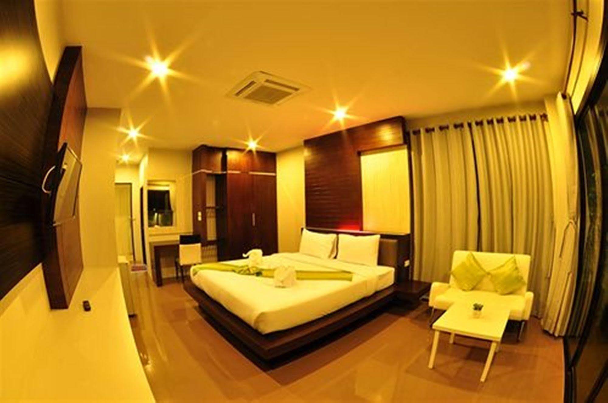 Ton Sai Tropical Island Hotel