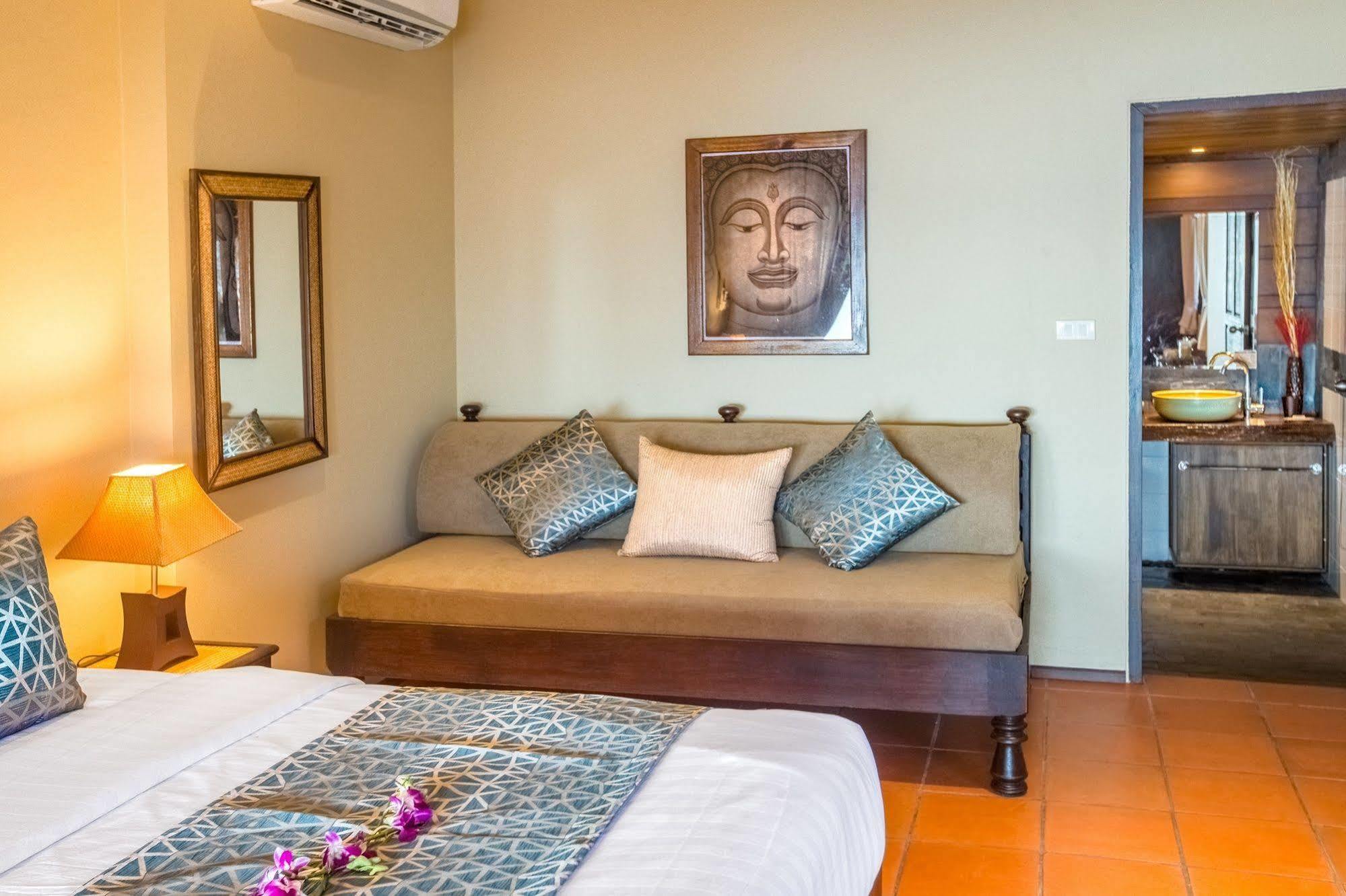 Beyond The Blue Horizon Boutique Haad Chao Phao