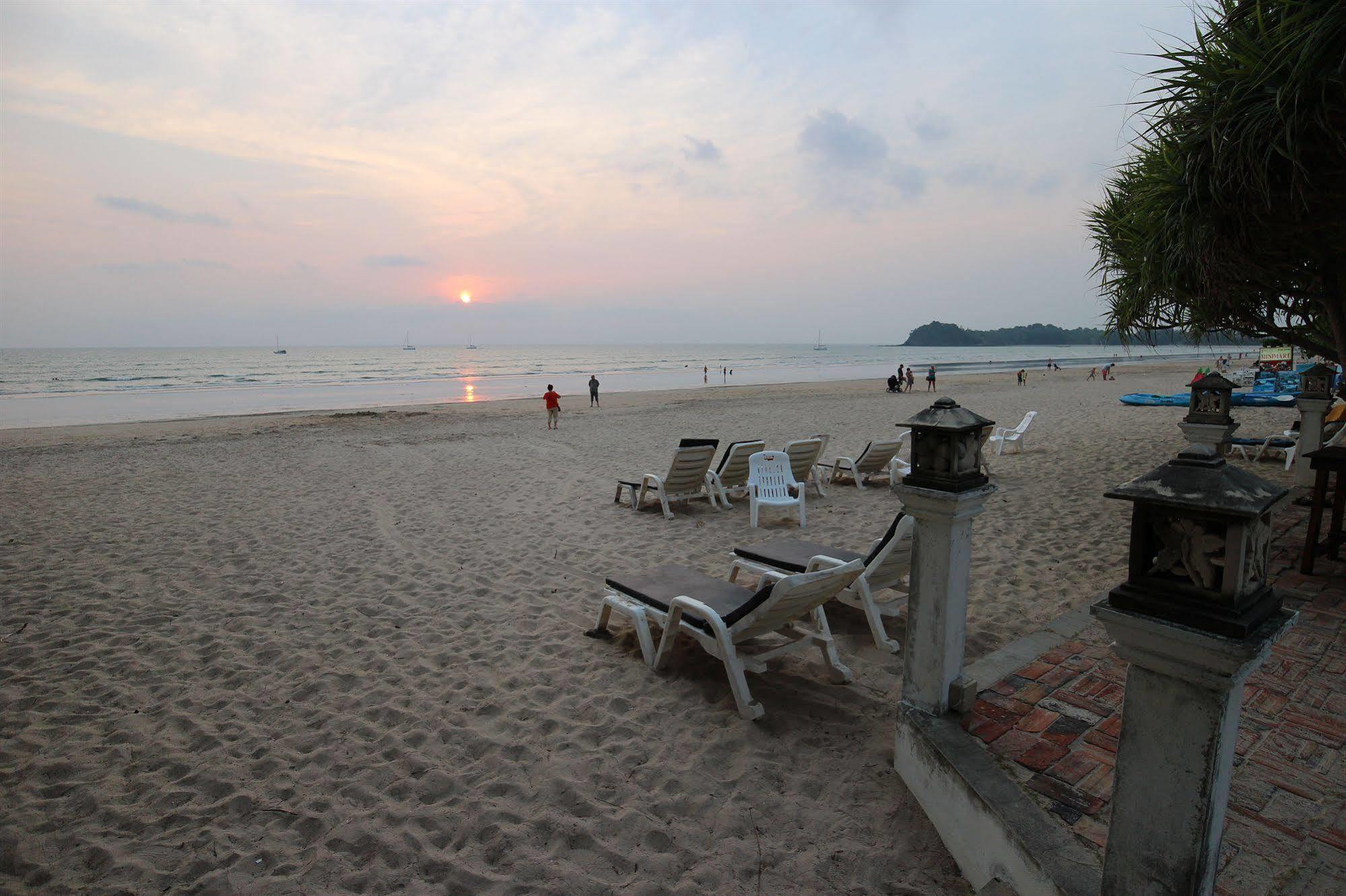 Lanta Hotel 3*
