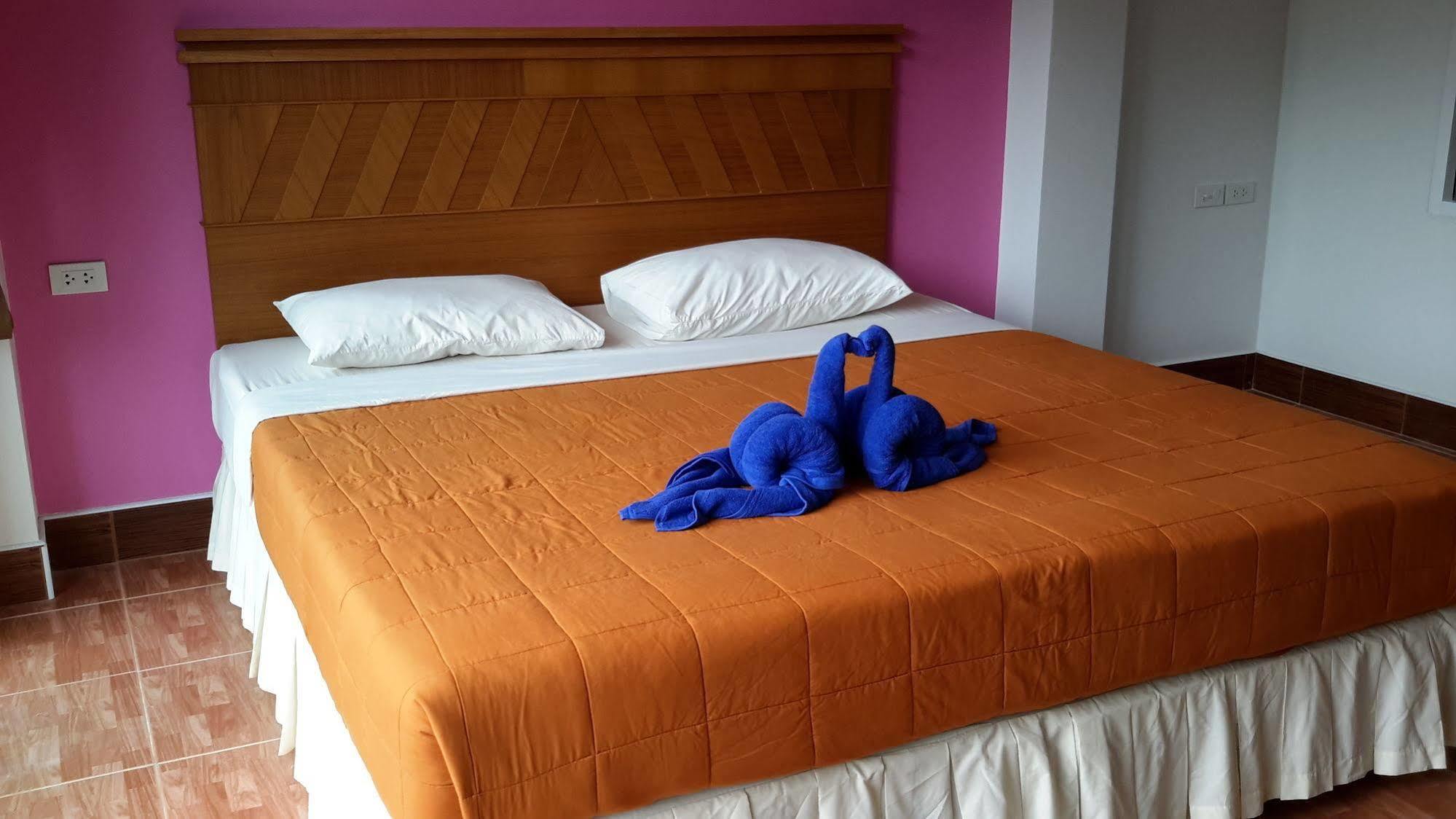 N.d.hotel